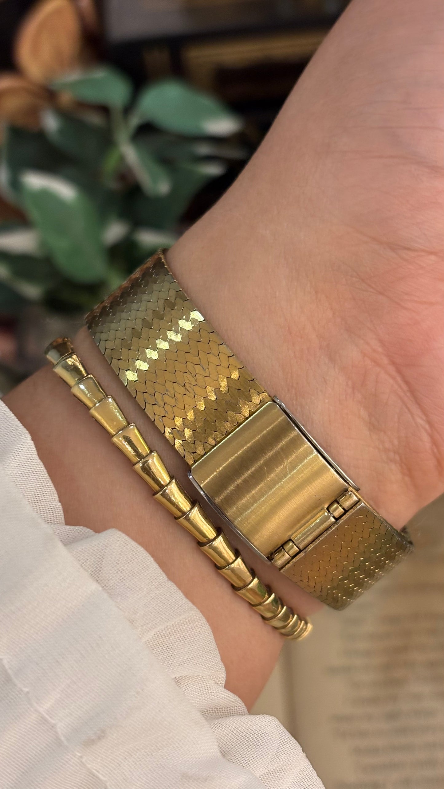 Rare Vintage Fortune Geneve Swiss Mens Tank Dress Watch in Gold Tone Quartz