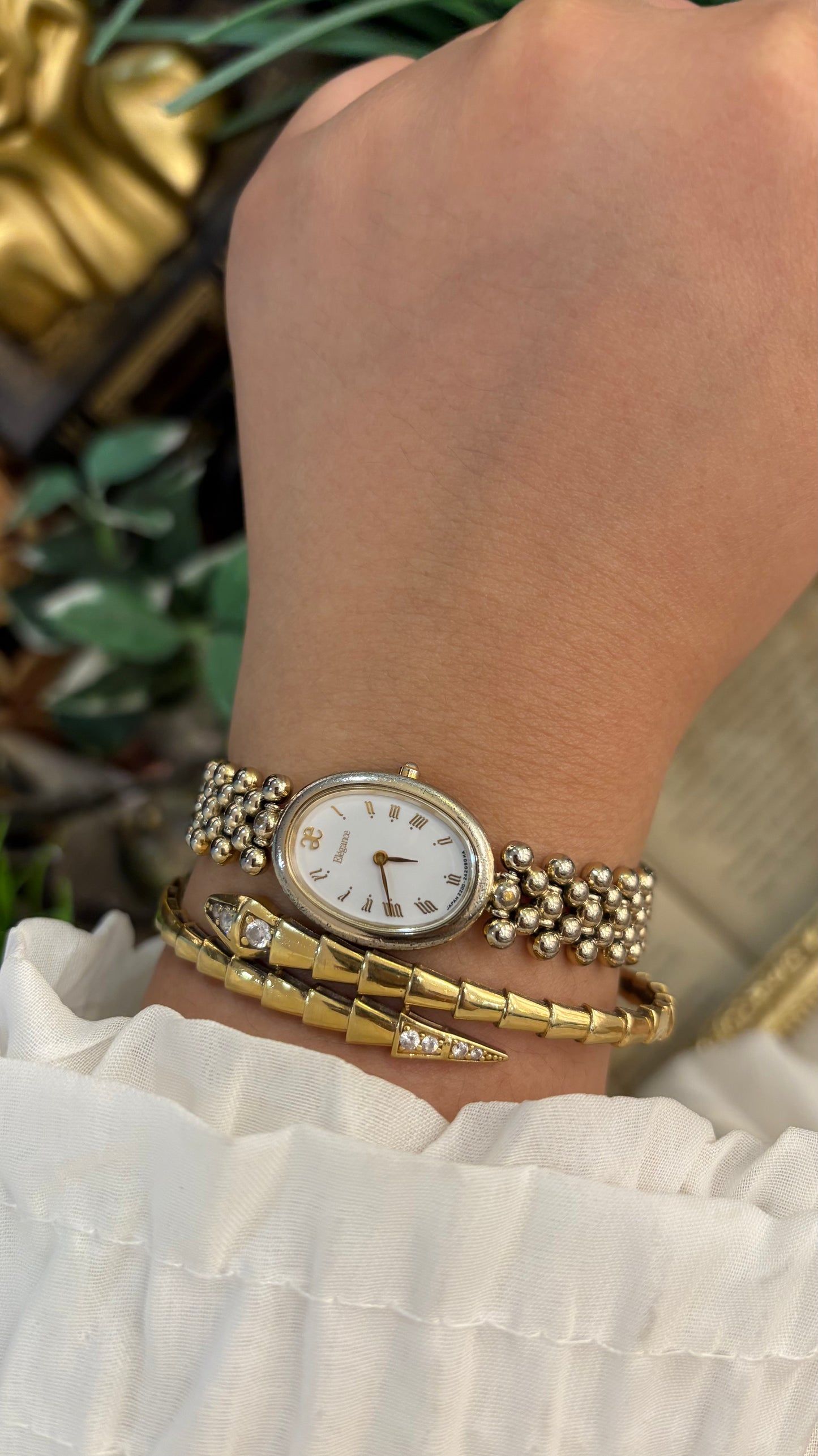 Rare Vintage Elegance Citizen Beaded Ball Bracelet Watch in Light Gold Tone Quartz Oval Dial