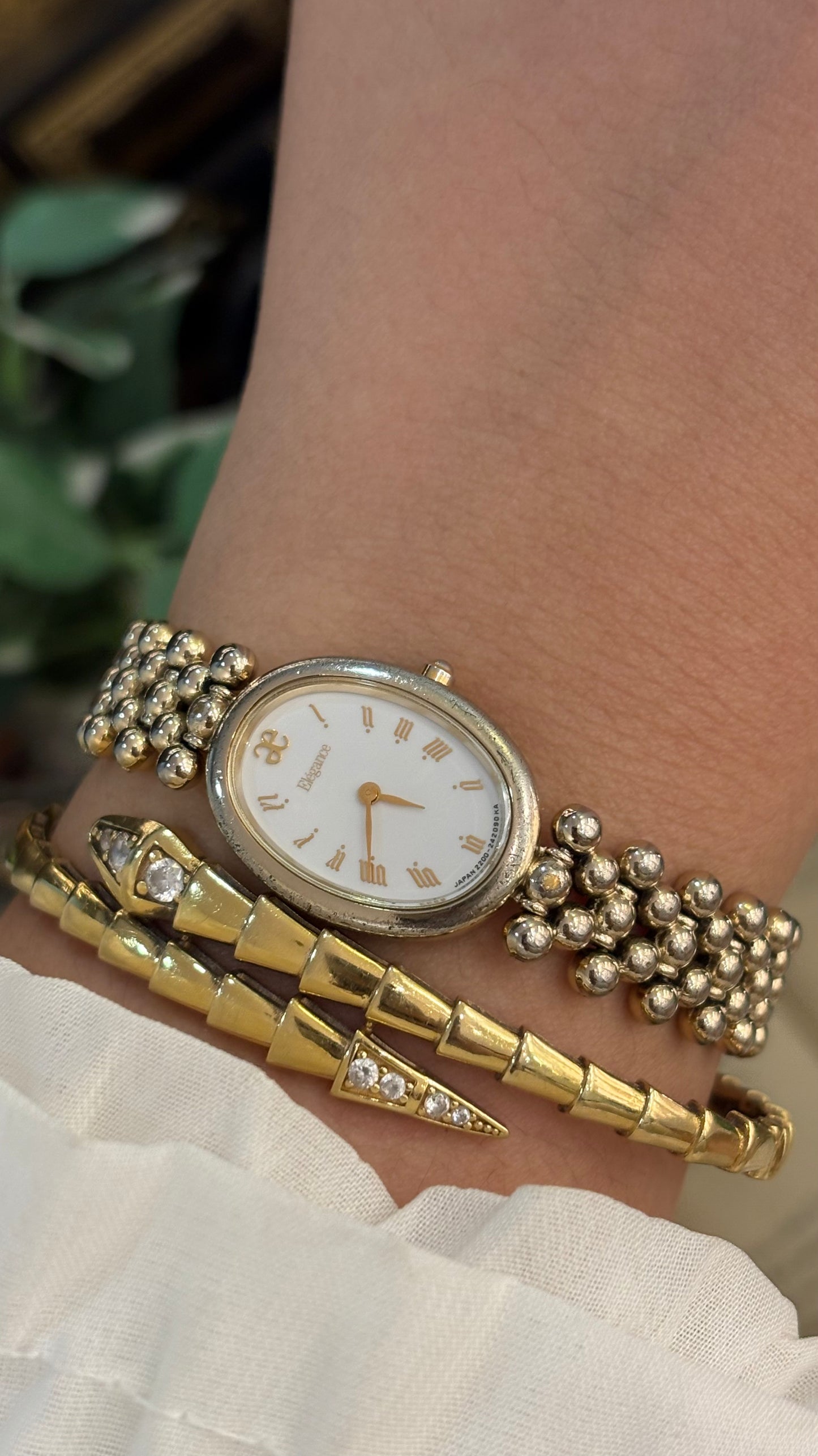 Rare Vintage Elegance Citizen Beaded Ball Bracelet Watch in Light Gold Tone Quartz Oval Dial