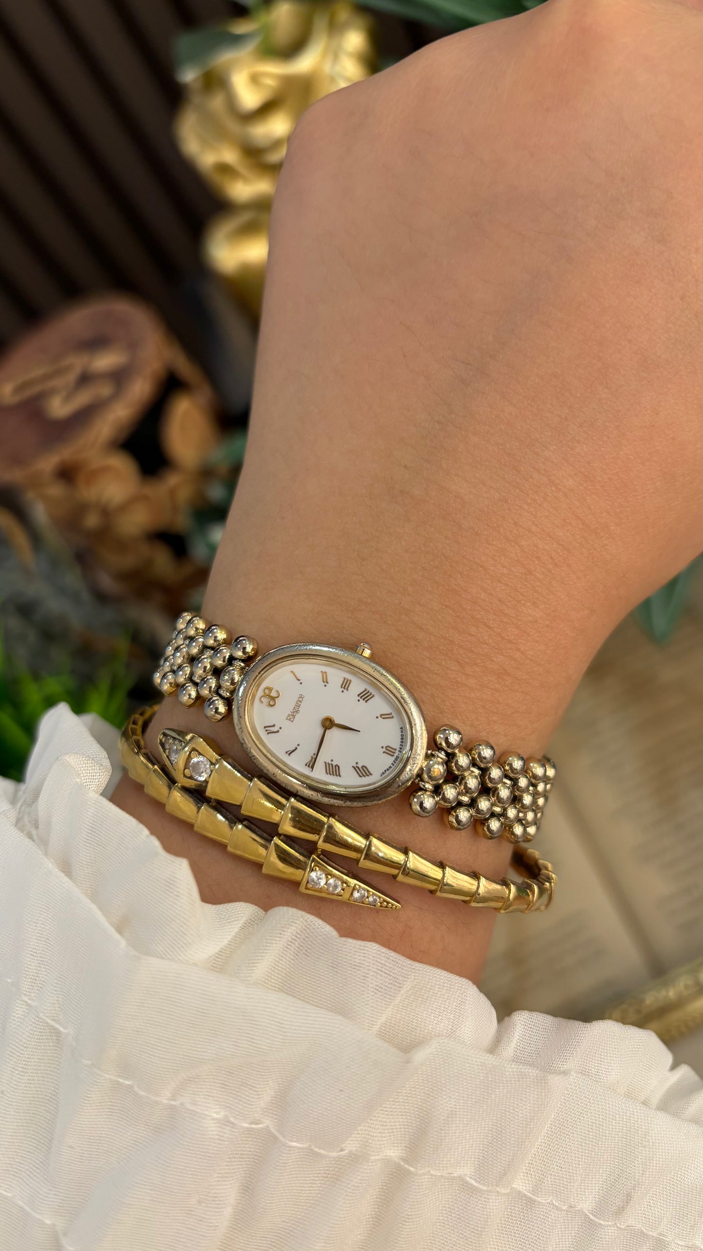 Rare Vintage Elegance Citizen Beaded Ball Bracelet Watch in Light Gold Tone Quartz Oval Dial