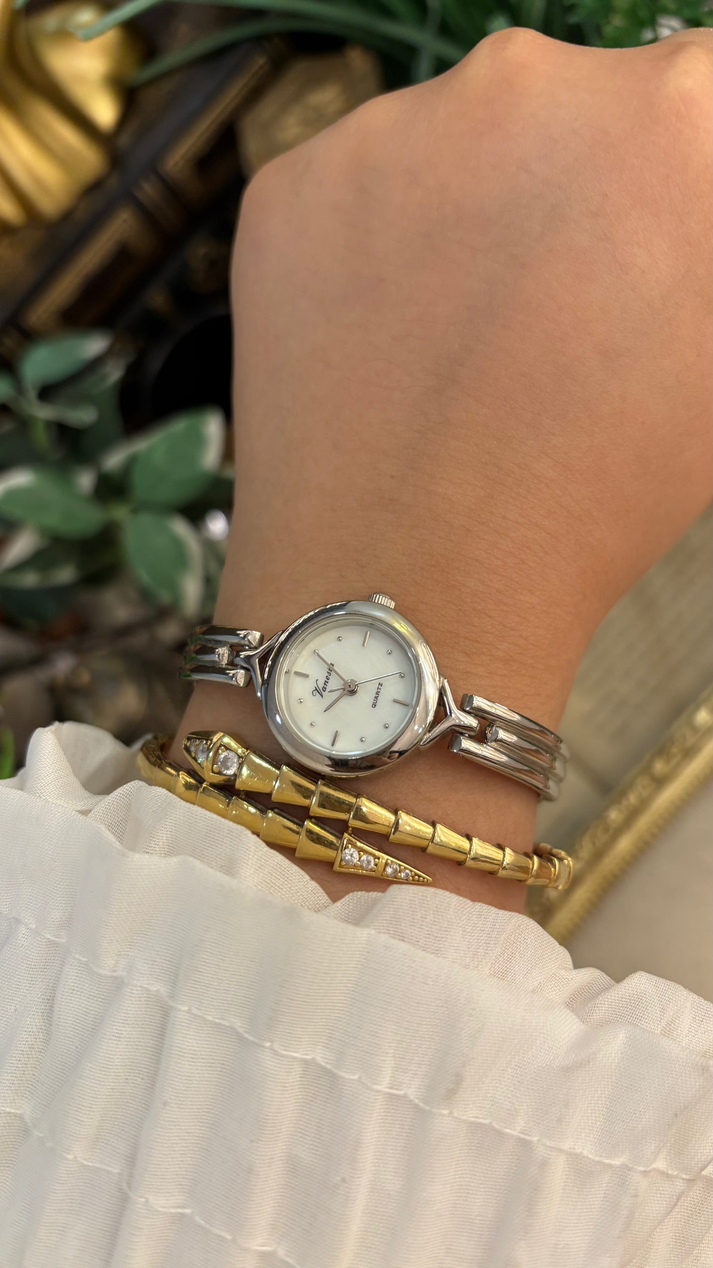 Vintage Elegant Vanessa Semi-Bangle in Silver Tone Mother of Pearl Dial Quartz