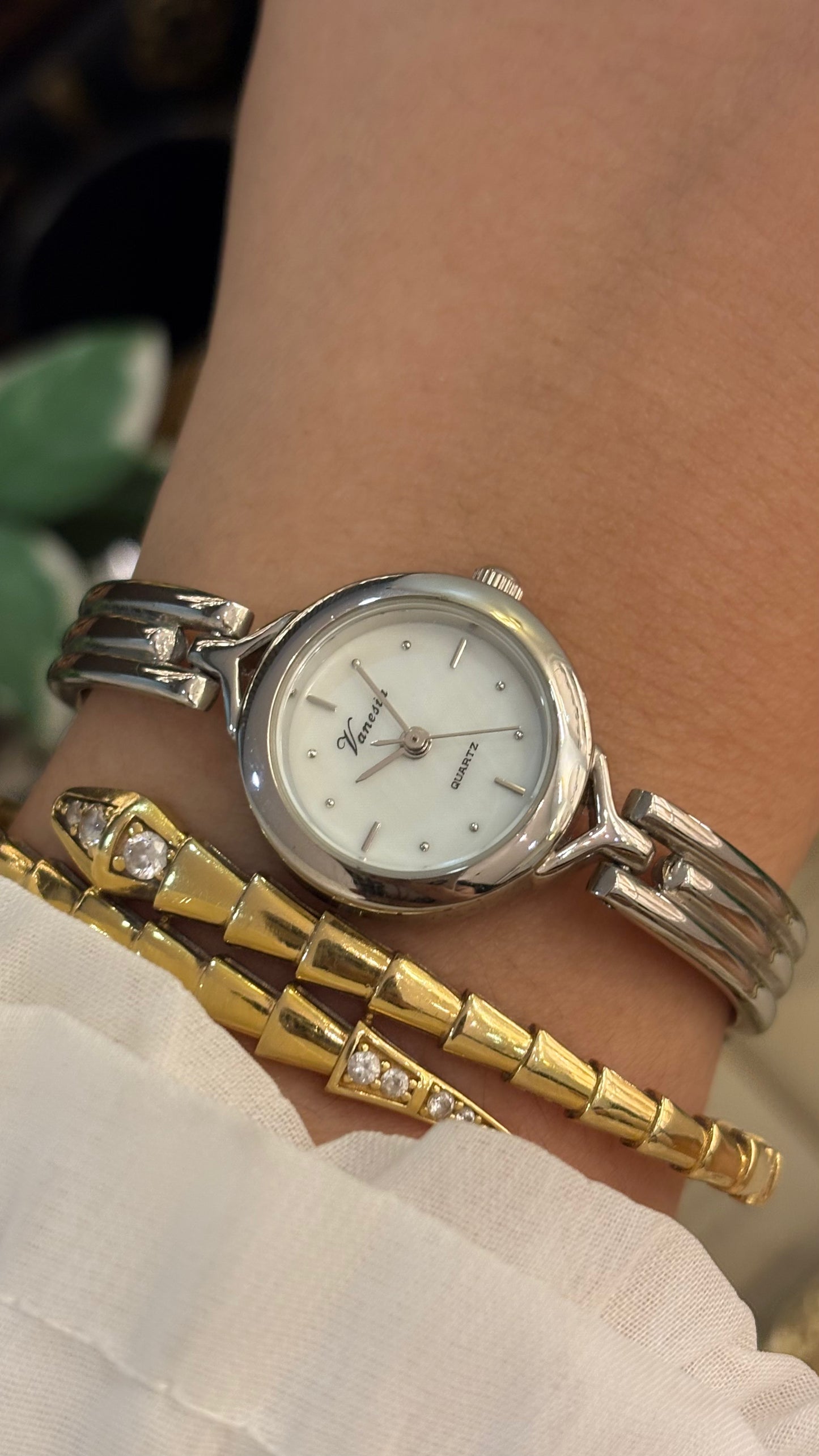 Vintage Elegant Vanessa Semi-Bangle in Silver Tone Mother of Pearl Dial Quartz