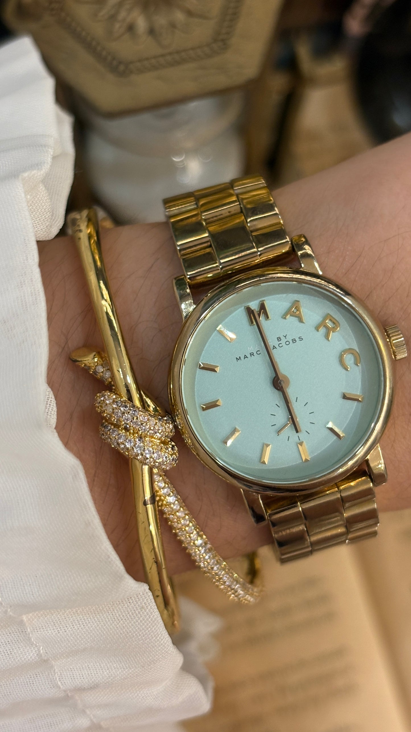 Vintage Marc by Marc Jacobs Classic Watch in Gold Tone Tiffany Blue Dial Quartz