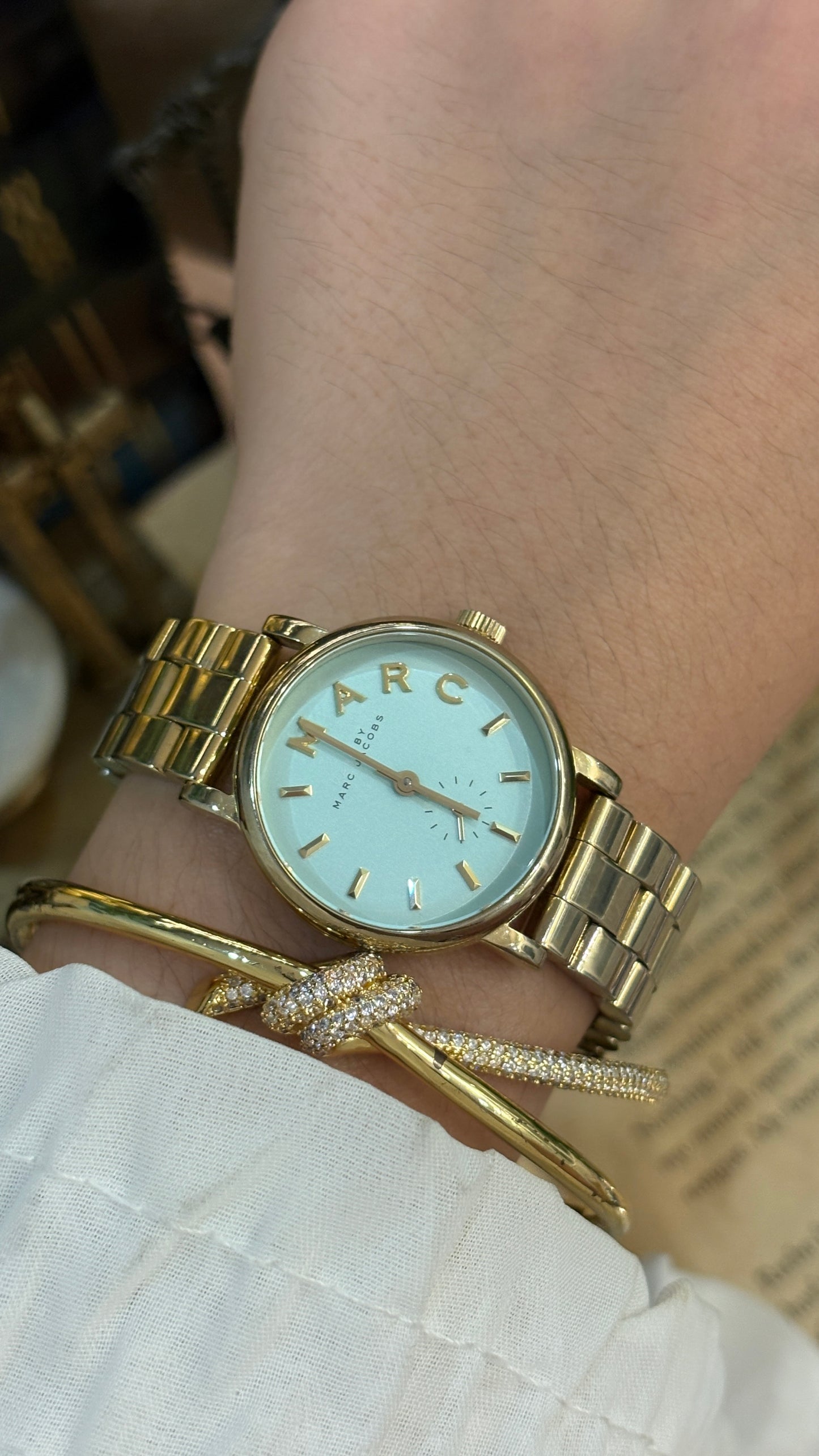 Vintage Marc by Marc Jacobs Classic Watch in Gold Tone Tiffany Blue Dial Quartz