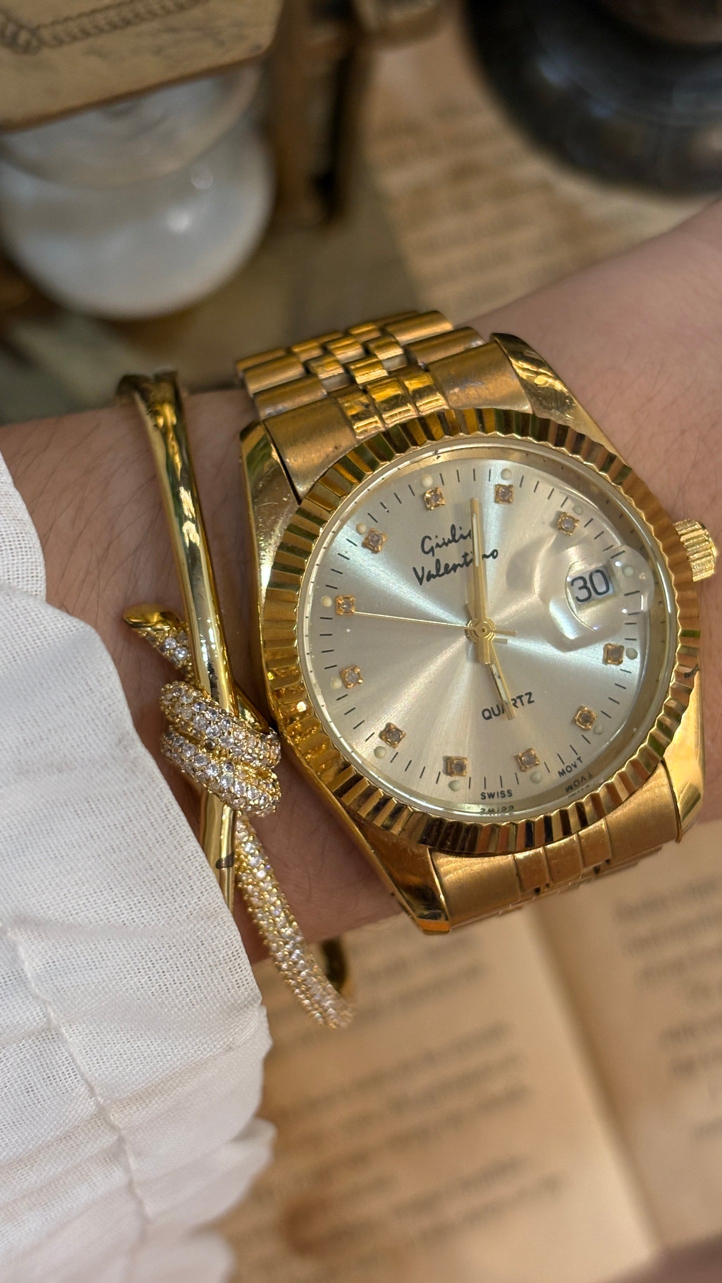 Vintage Giulio Valentino with Date Window Fluted Bezel Dress Watch in Gold Tone Quartz
