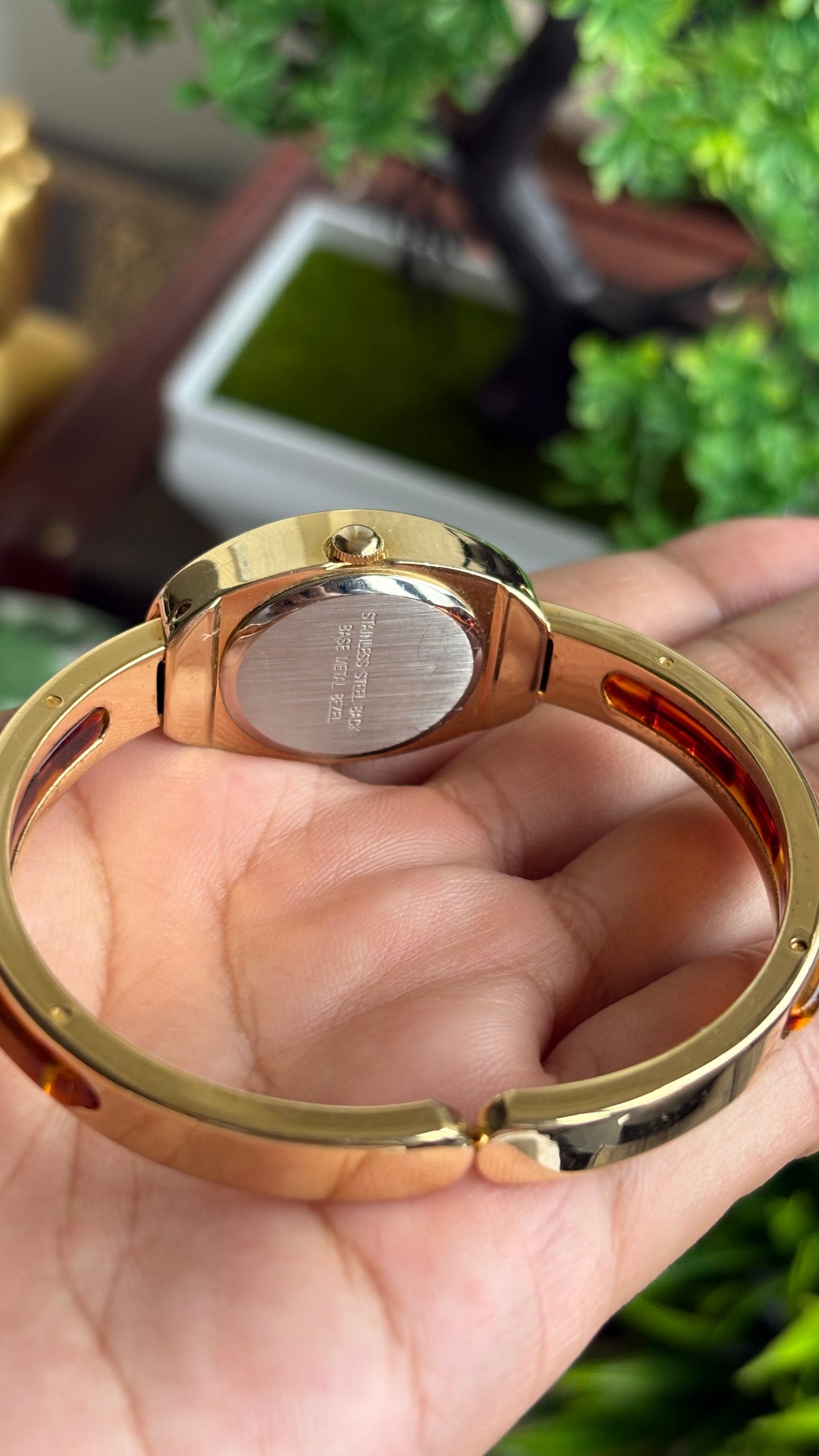 Vintage De Wan Tortoise Bangle Watch in Gold Tone Oval Face