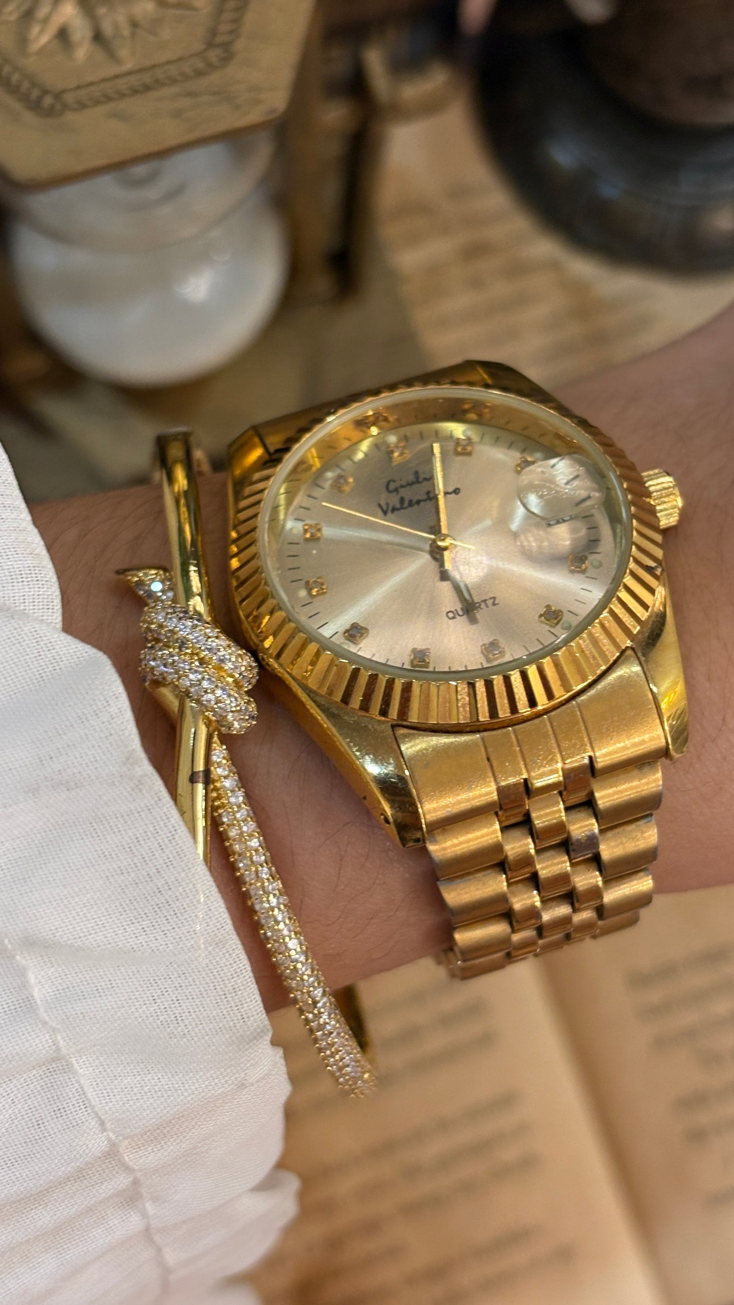 Vintage Giulio Valentino with Date Window Fluted Bezel Dress Watch in Gold Tone Quartz