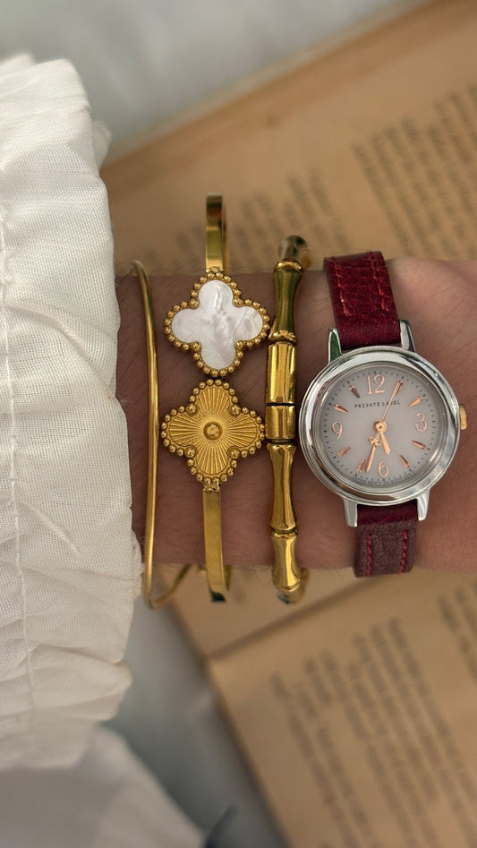 Rare Vintage Private Label Classic Watch in Silver Tone Red Leather Quartz