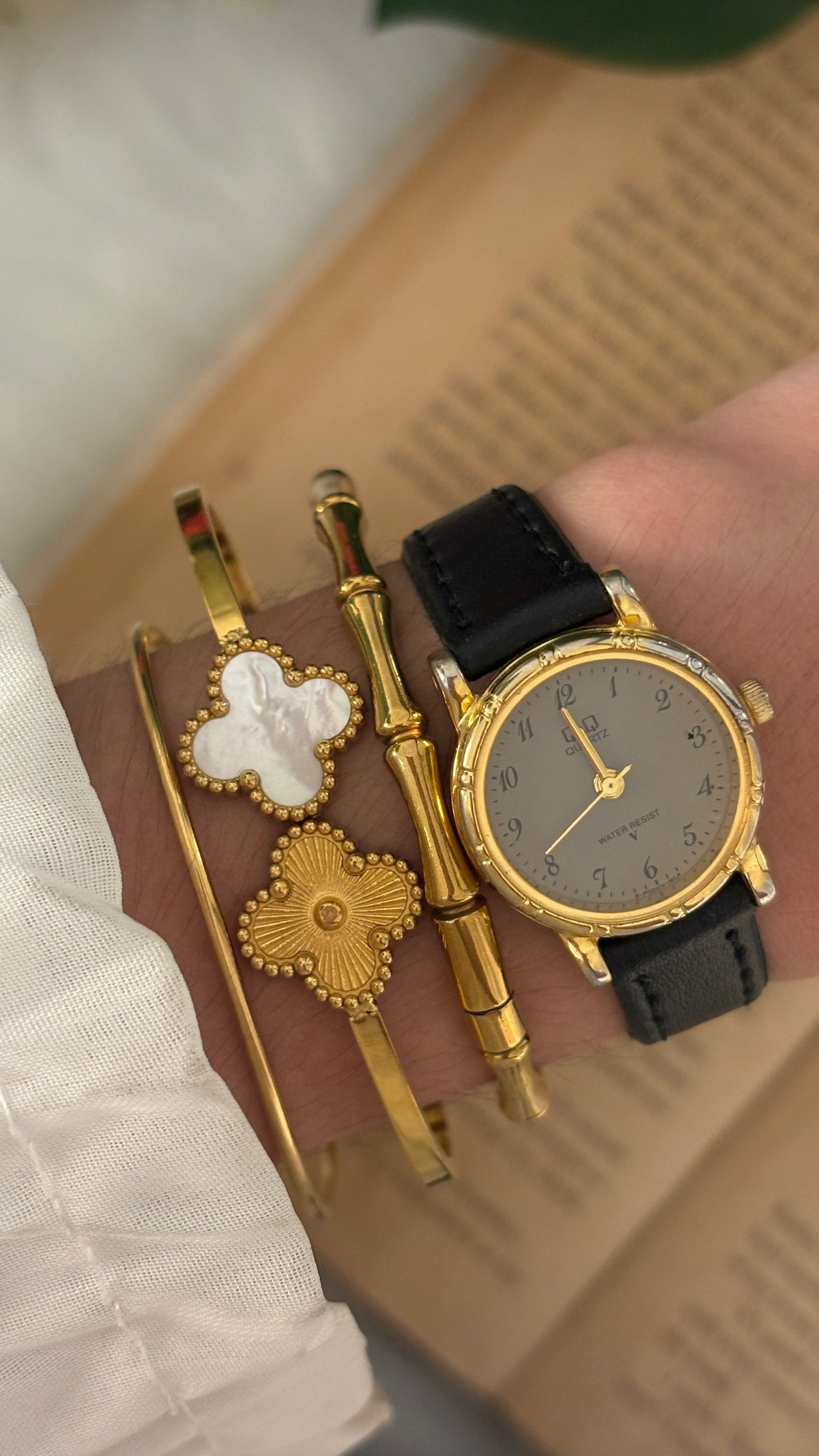 Vintage Q&Q Citizen Gray Dial Watch in Gold Tone Quartz