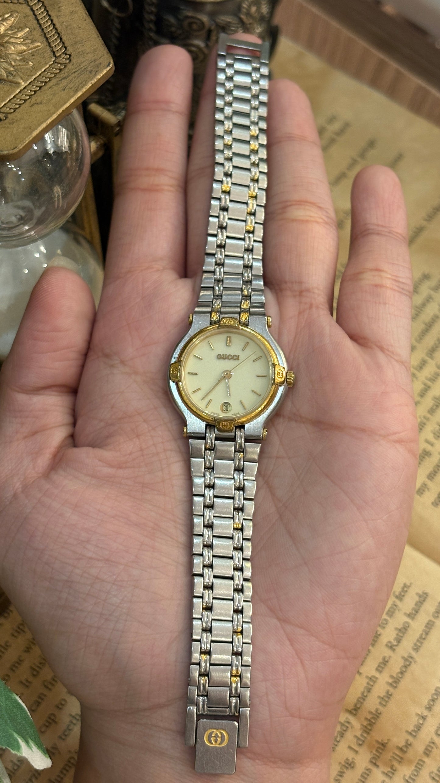 Vintage Gucci Swiss 9000L with Date Window Watch in Two-Tone Quartz