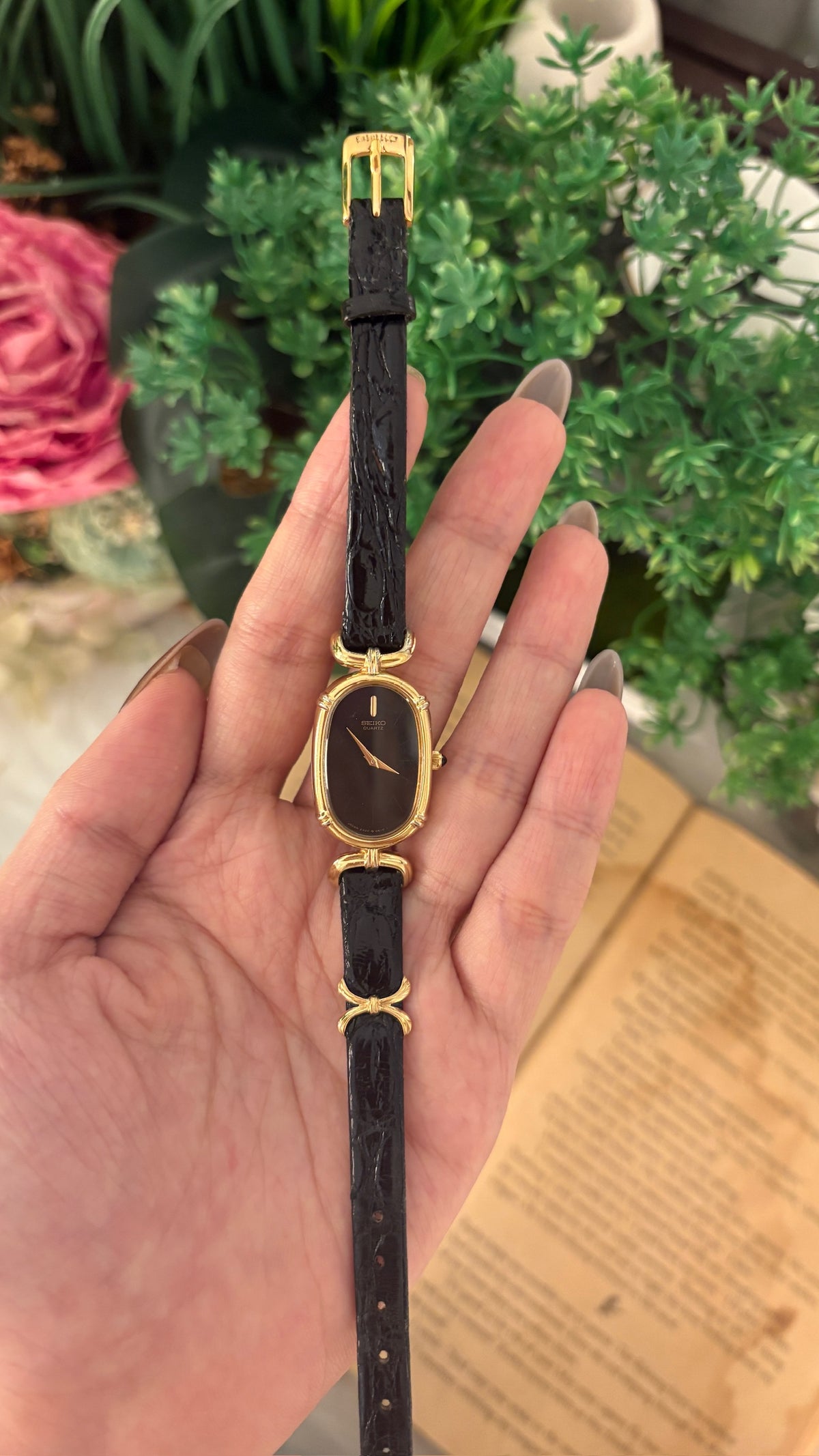 Rare Vintage Seiko Slim Oval Black Dial Watch in Gold Tone Black Leather Quartz