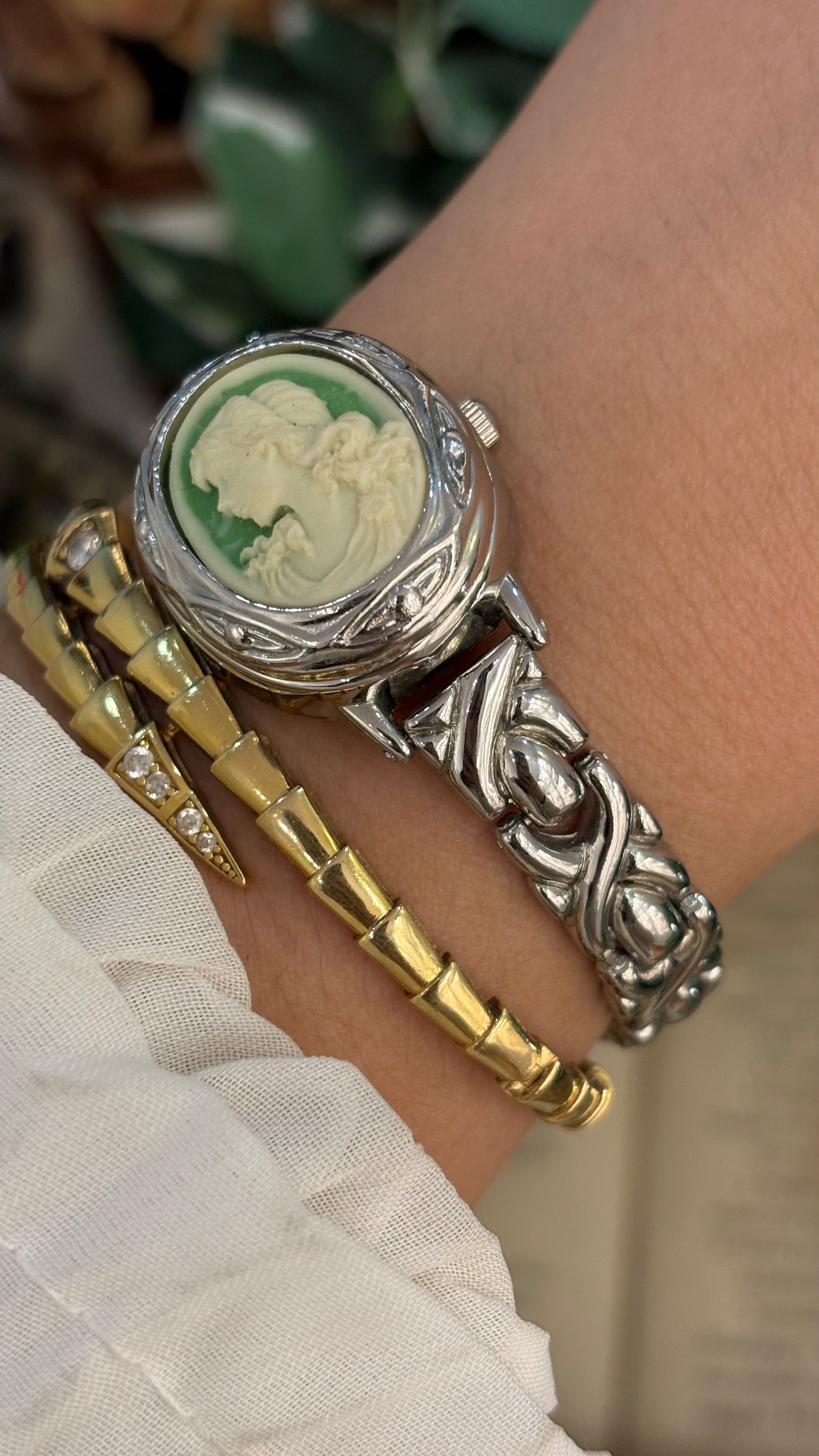 Extremely Rare Vintage Marba Green Cameo Peekaboo Watch in Silver Tone Quartz