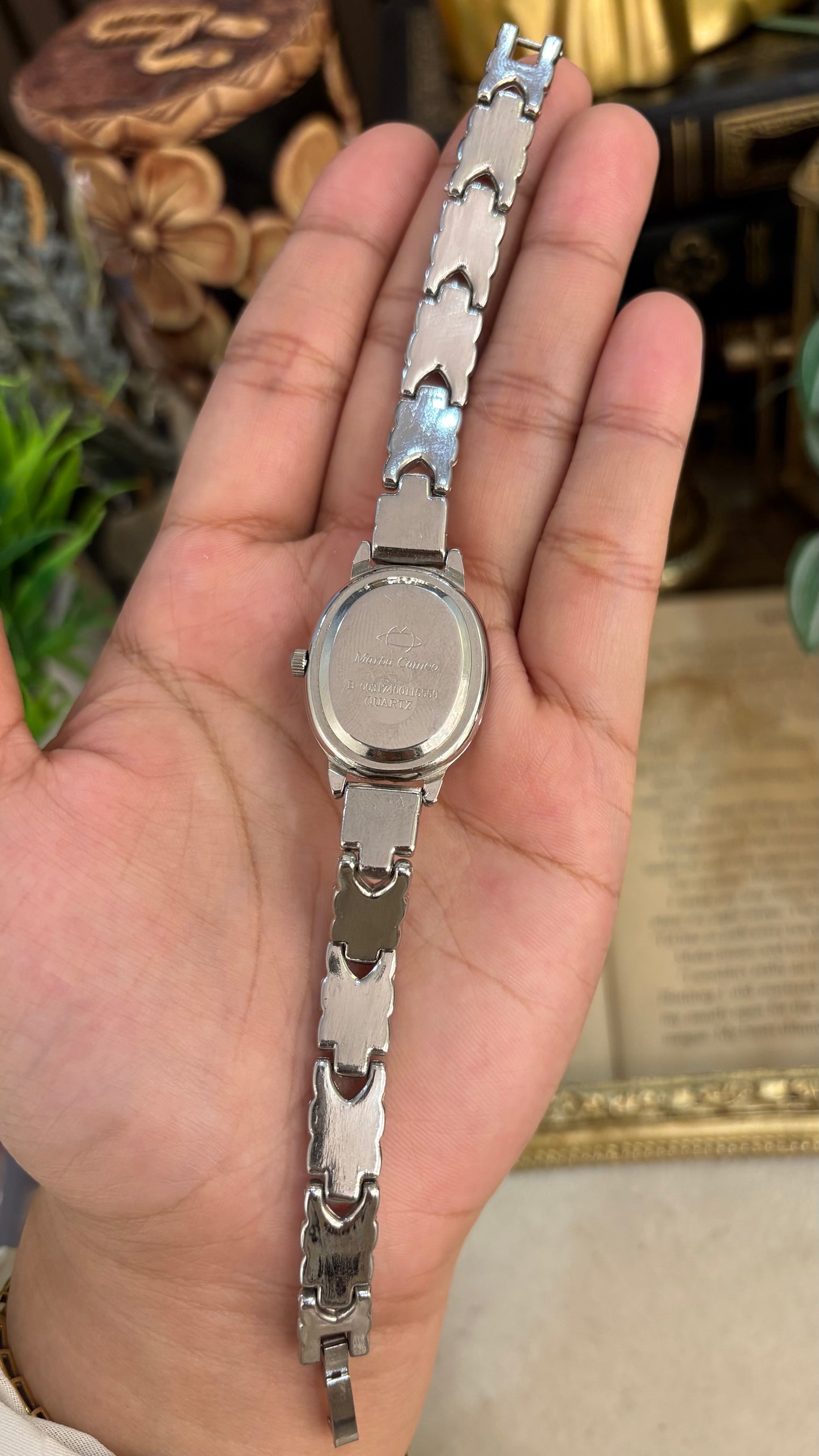 Extremely Rare Vintage Marba Green Cameo Peekaboo Watch in Silver Tone Quartz