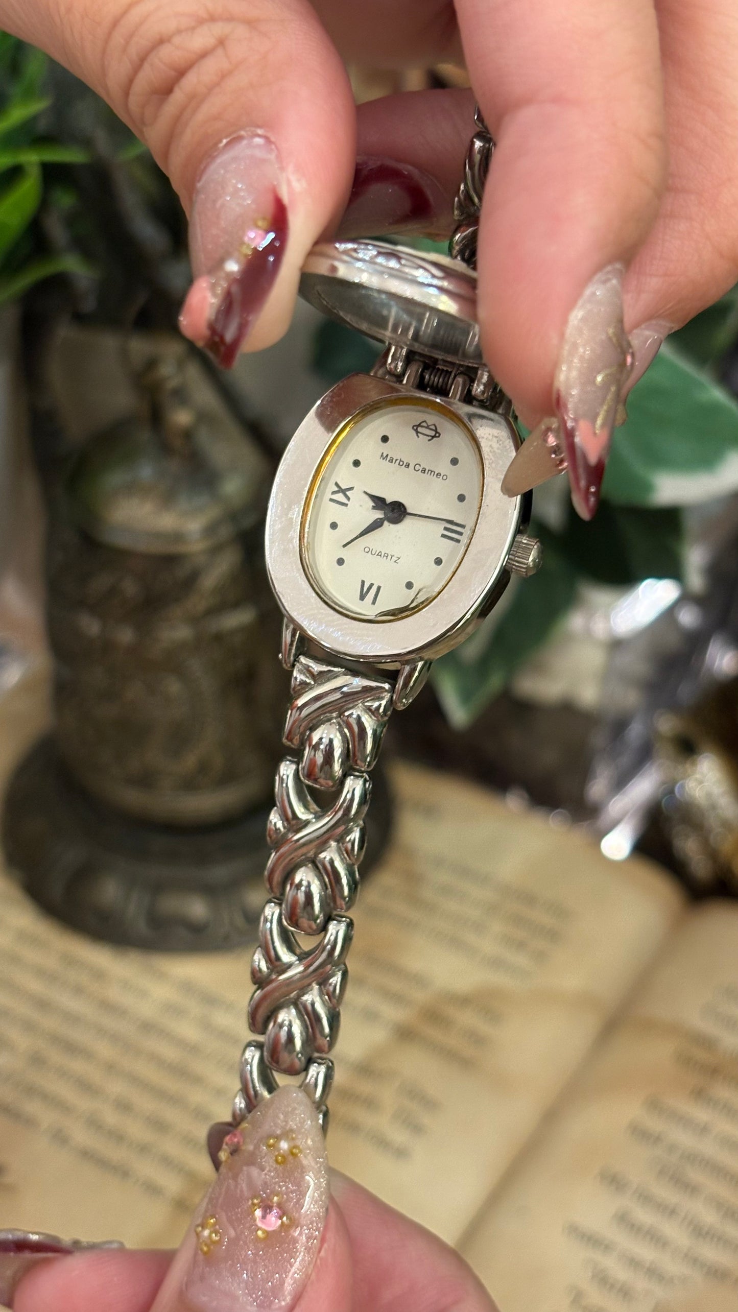 Extremely Rare Vintage Marba Green Cameo Peekaboo Watch in Silver Tone Quartz