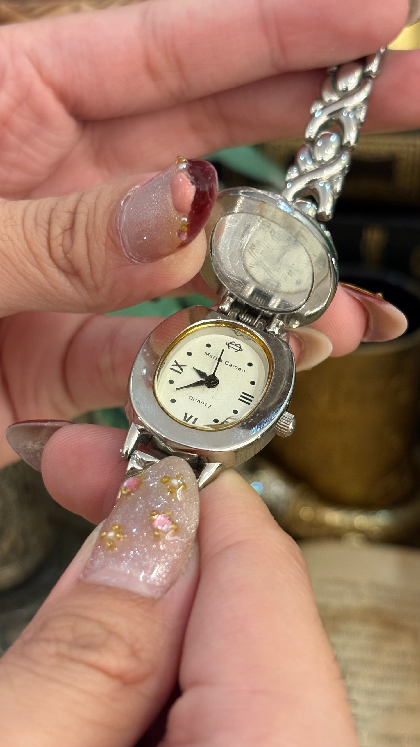 Extremely Rare Vintage Marba Green Cameo Peekaboo Watch in Silver Tone Quartz