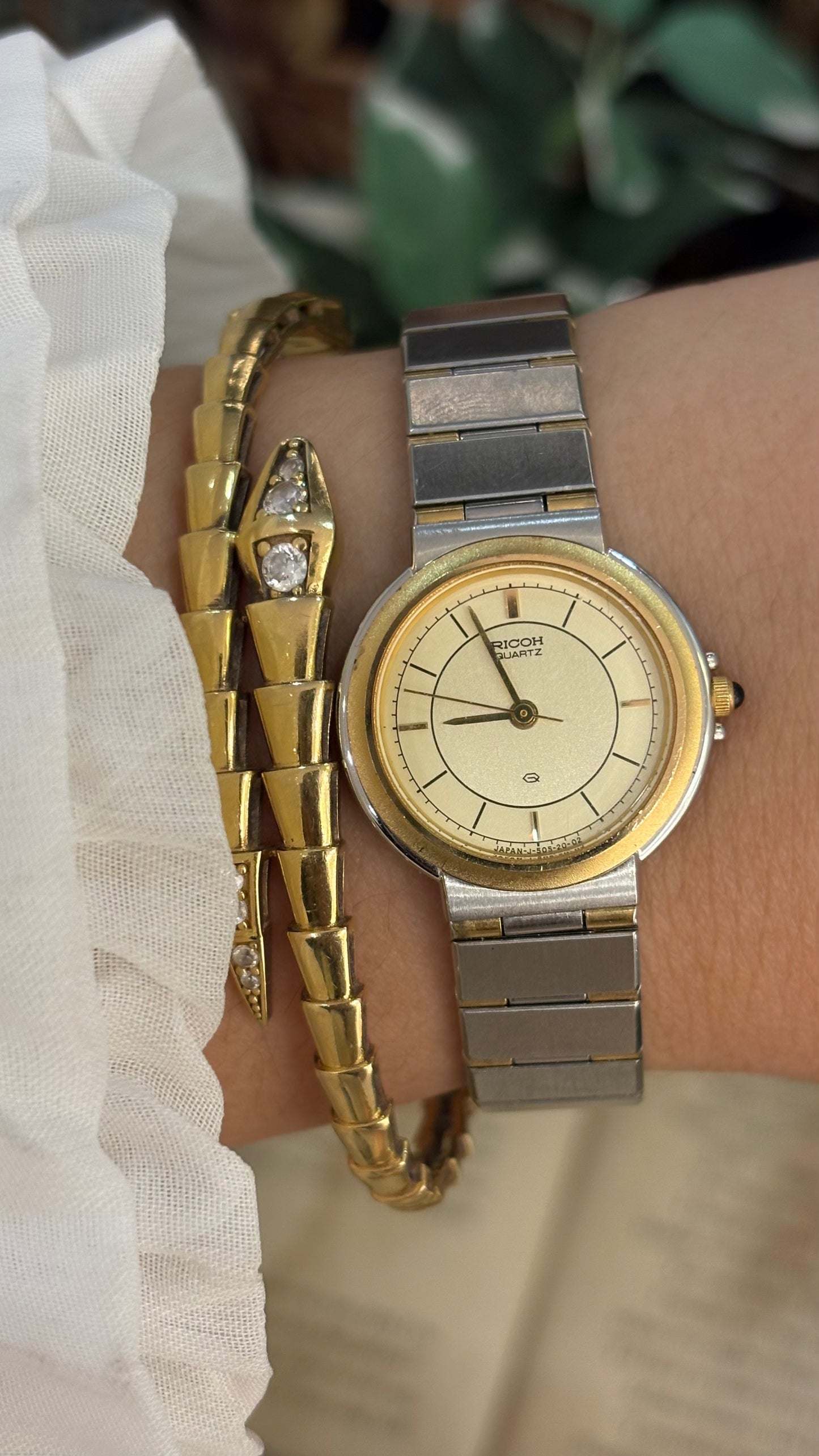 Vintage Ricoh Flowy Bracelet Classic Minimalist Watch in Two-Tone Quartz with Secure Deployment Clasp Lock