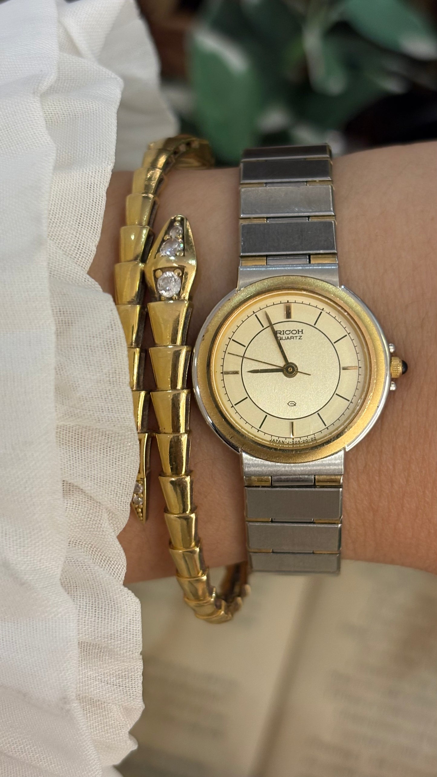 Vintage Ricoh Flowy Bracelet Classic Minimalist Watch in Two-Tone Quartz with Secure Deployment Clasp Lock