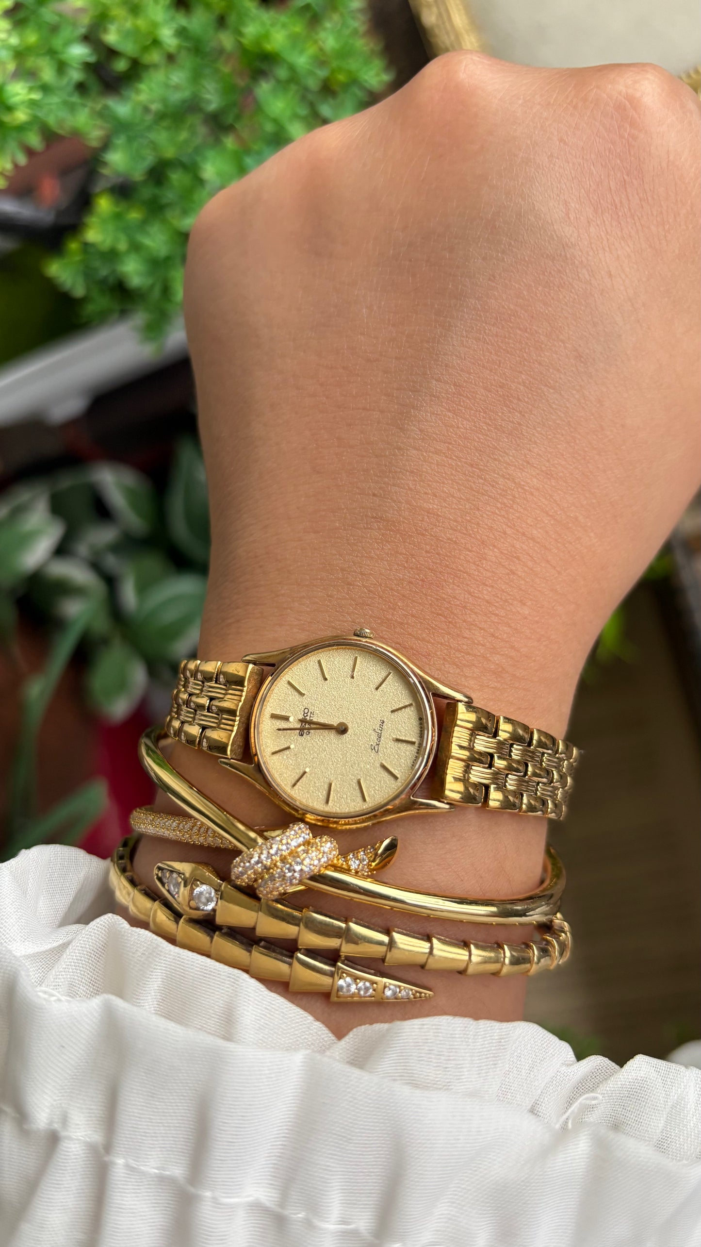 Vintage Dainty Seiko Exceline Watch in Gold Tone Rare Dial Style