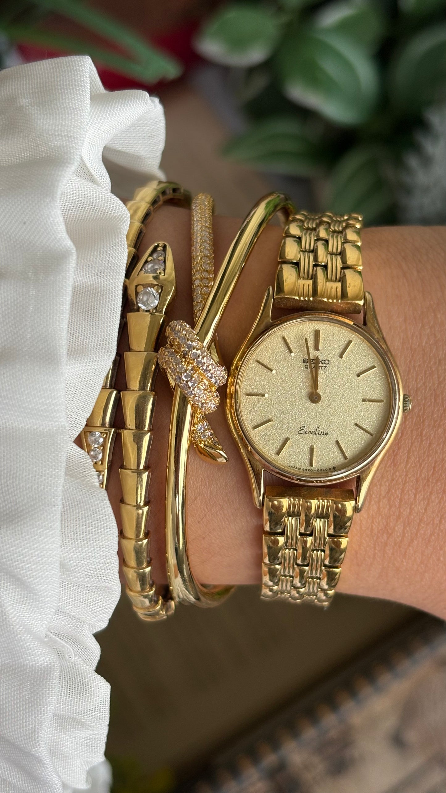 Vintage Dainty Seiko Exceline Watch in Gold Tone Rare Dial Style