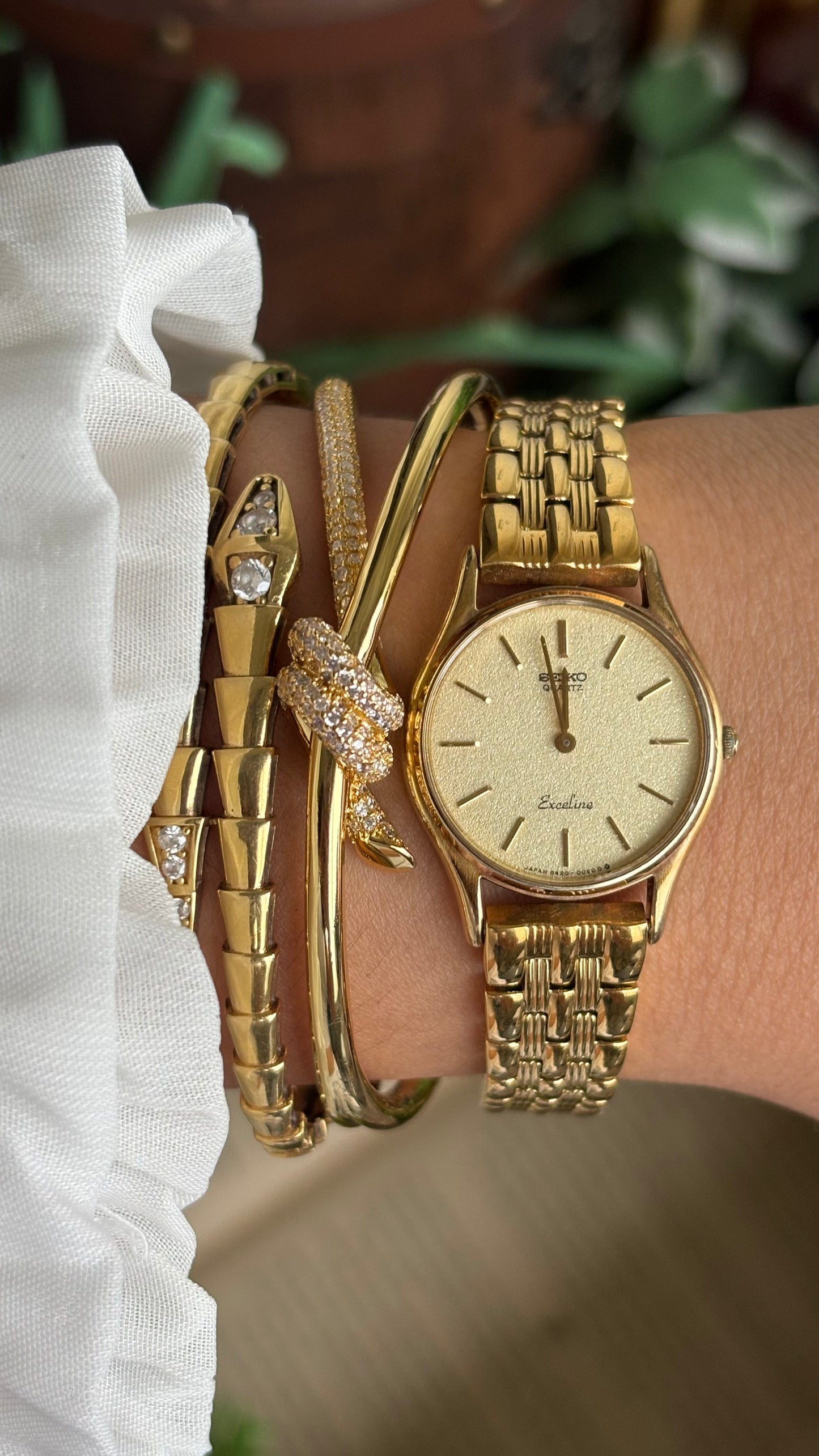 Vintage Dainty Seiko Exceline Watch in Gold Tone Rare Dial Style
