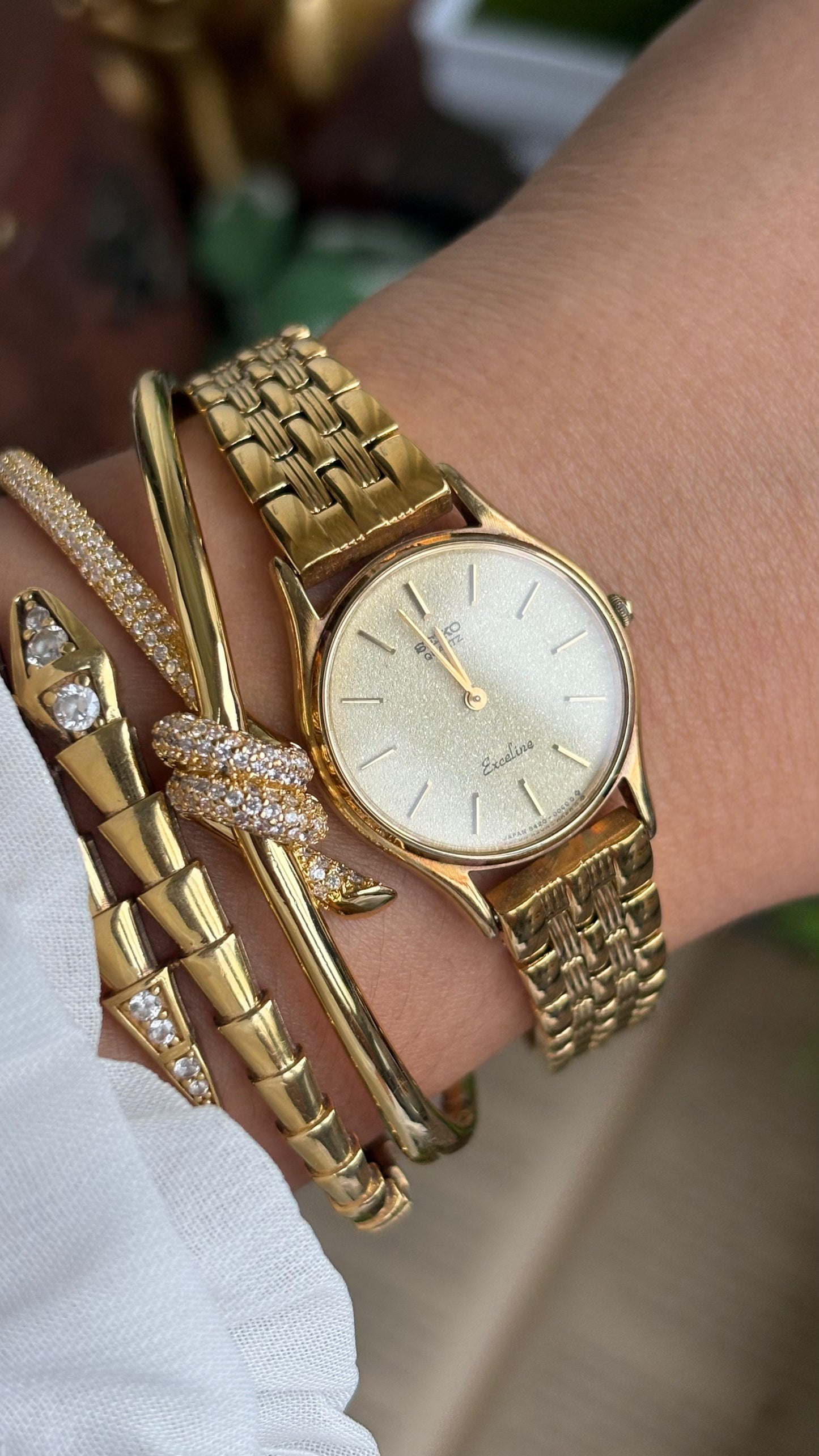 Vintage Dainty Seiko Exceline Watch in Gold Tone Rare Dial Style