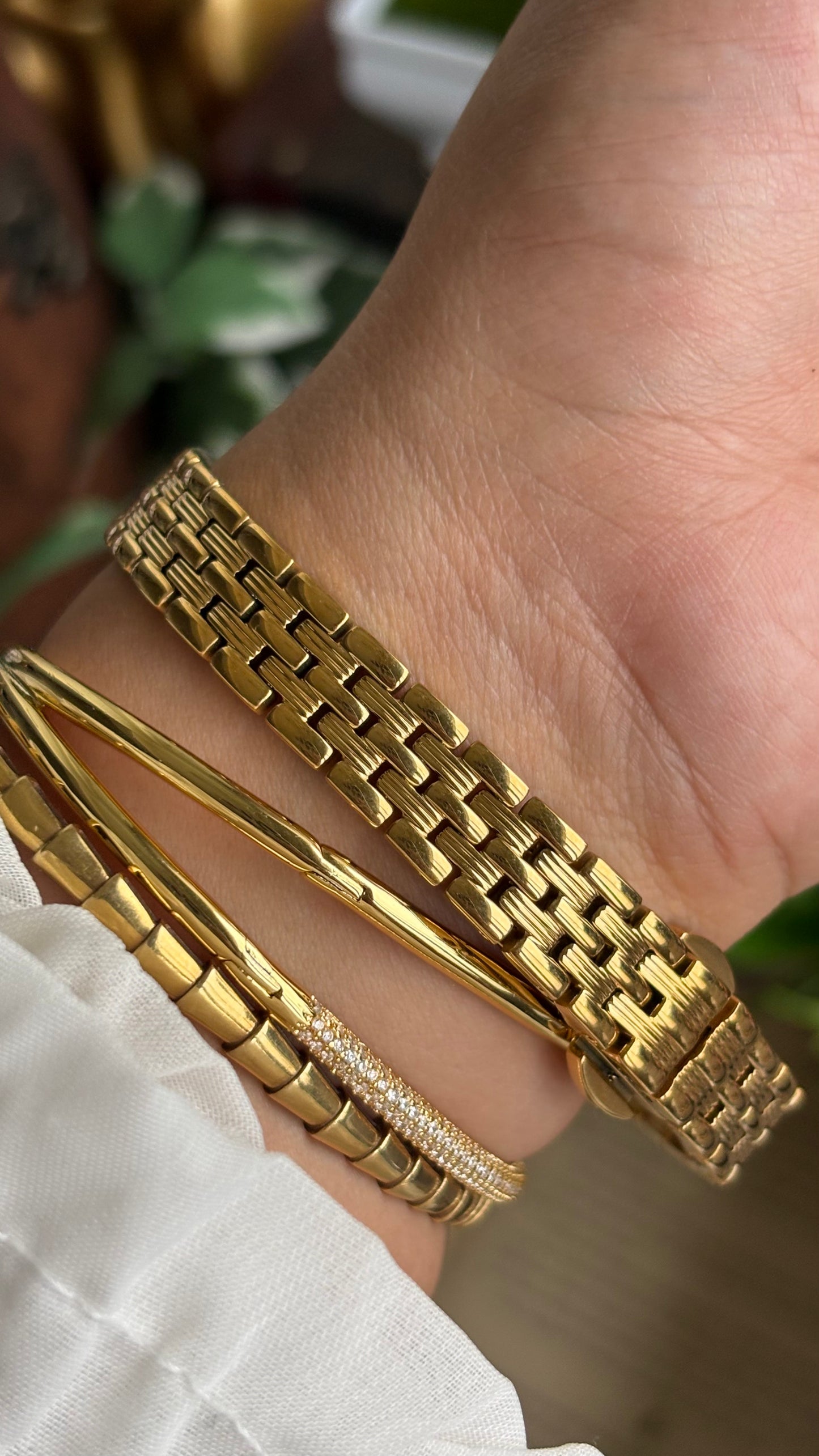 Vintage Dainty Seiko Exceline Watch in Gold Tone Rare Dial Style