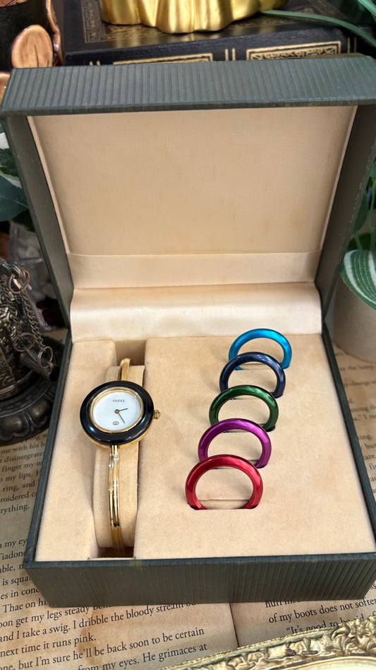 Extremely Rare Gucci Interchangeable All Metal Bezel Bangle Watch Set in Gold Tone with Original Box Quartz Swiss