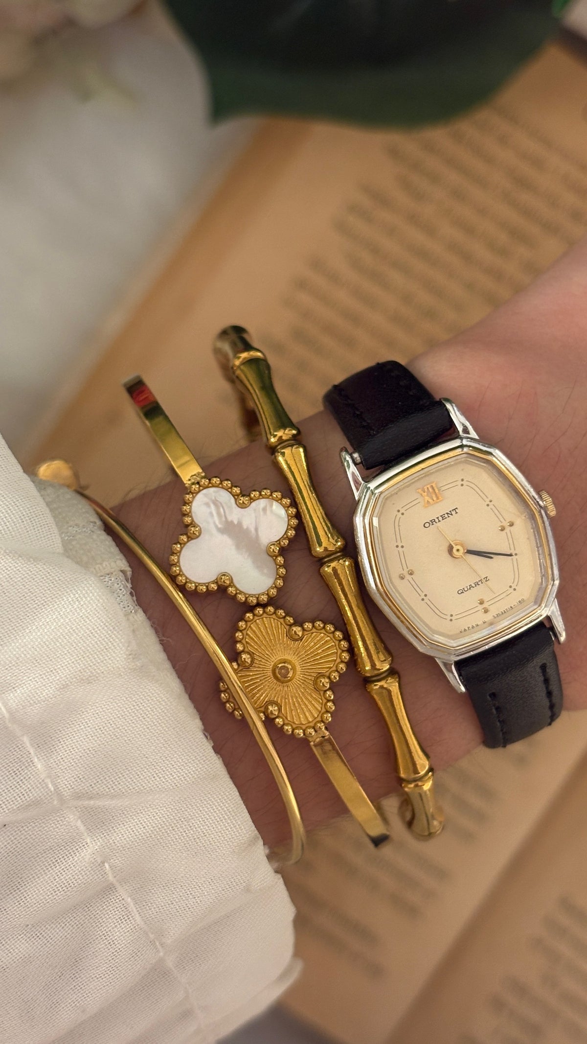 Vintage Orient Seiko Decagon Dial Watch in Two-Tone Black Leather Quartz