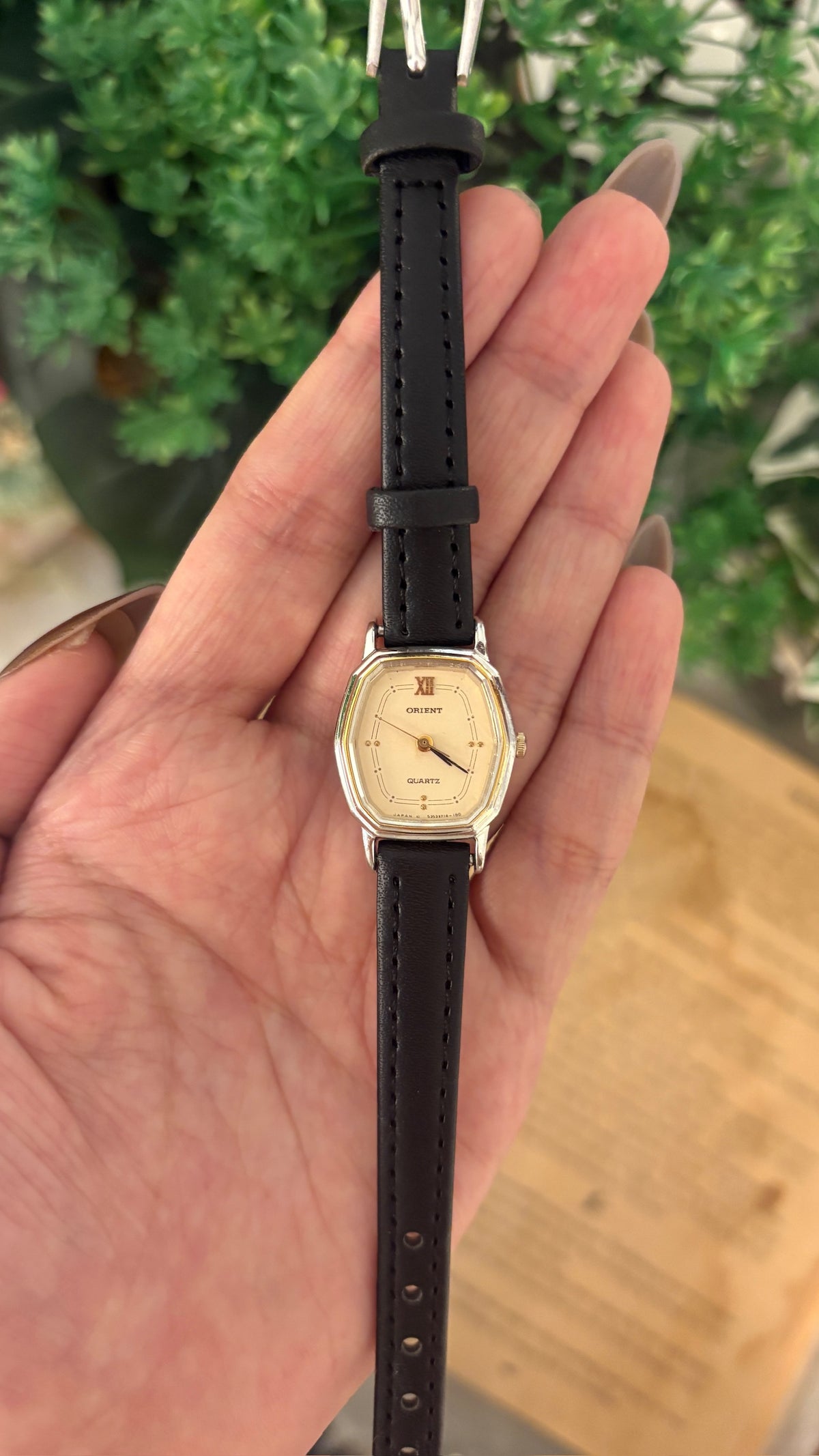 Vintage Orient Seiko Decagon Dial Watch in Two-Tone Black Leather Quartz