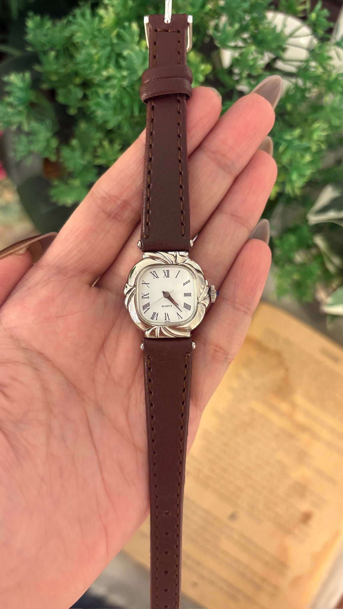 Rare Vintage Noevir Citizen Swirl Accent Watch in Silver Tone Brown Leather Quartz