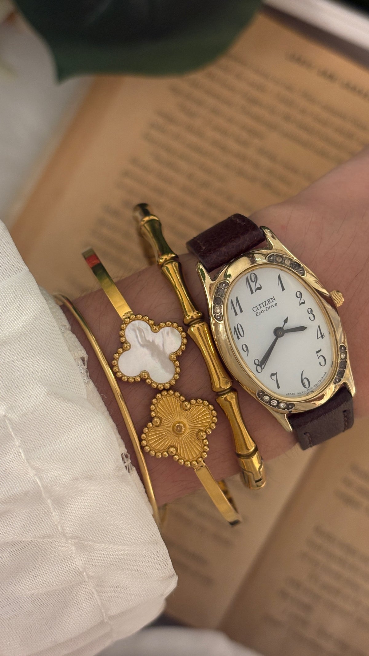 Vintage Citizen Eco-Drive Rhinestone Accent Oval Dial Watch in Gold Tone Brown Leather Quartz