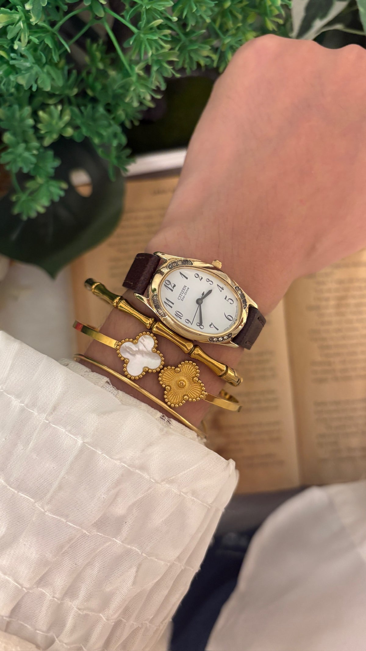 Vintage Citizen Eco-Drive Rhinestone Accent Oval Dial Watch in Gold Tone Brown Leather Quartz