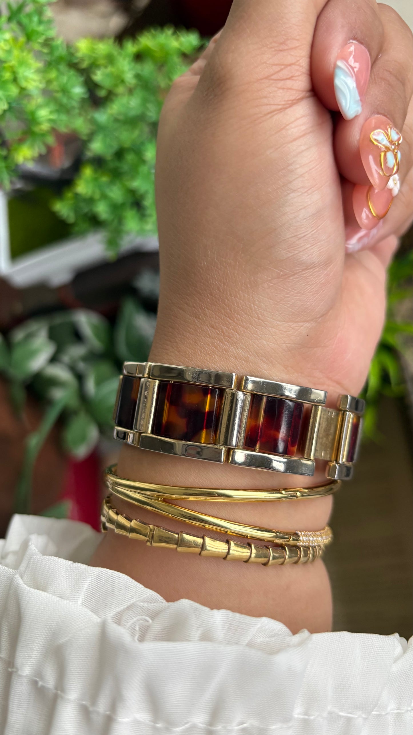 Vintage Embassy by Gruen Watch in Gold Tone Tortoise Shell Pattern