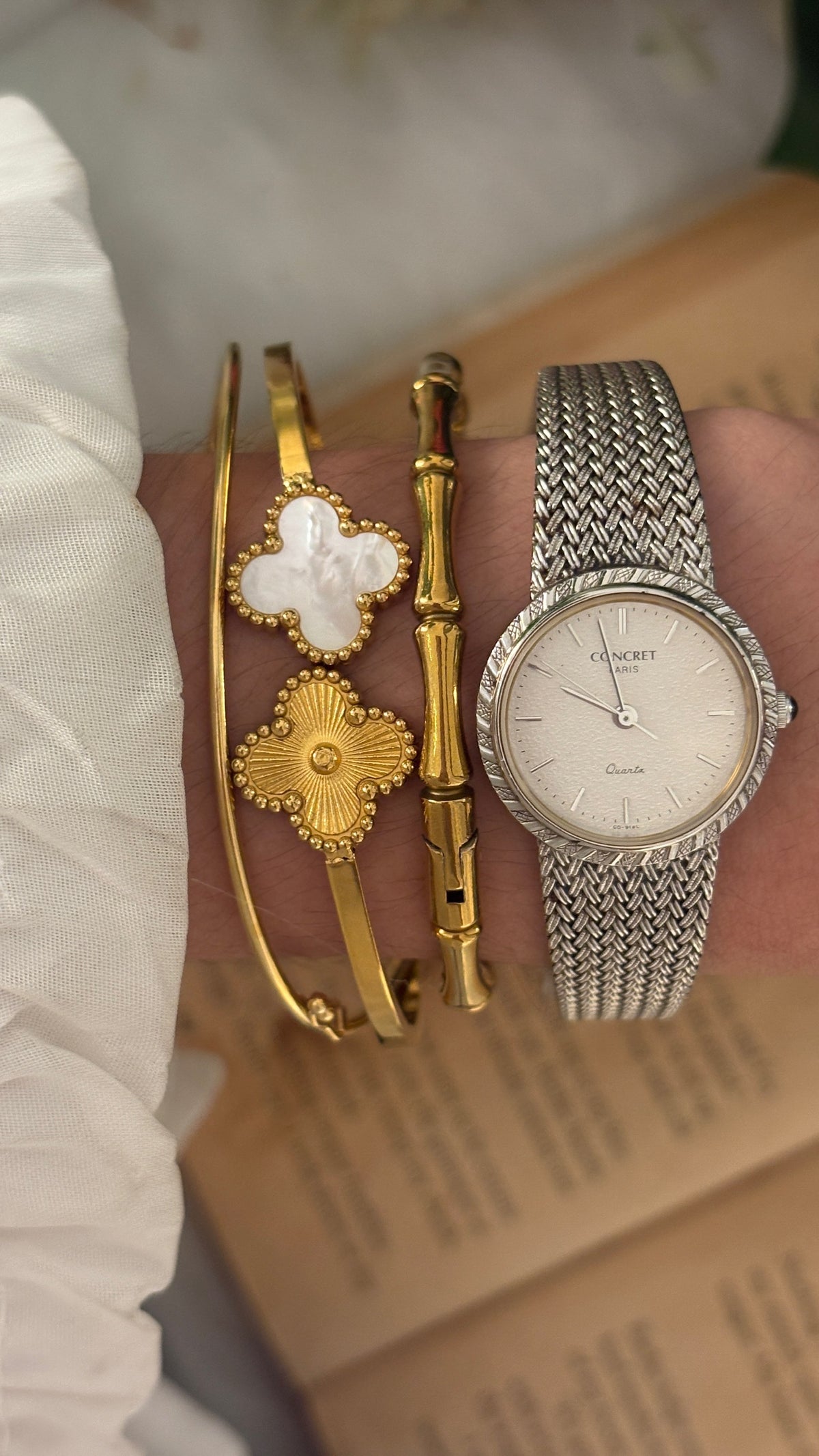 Vintage Concret Dress Watch in Silver Tone Quartz