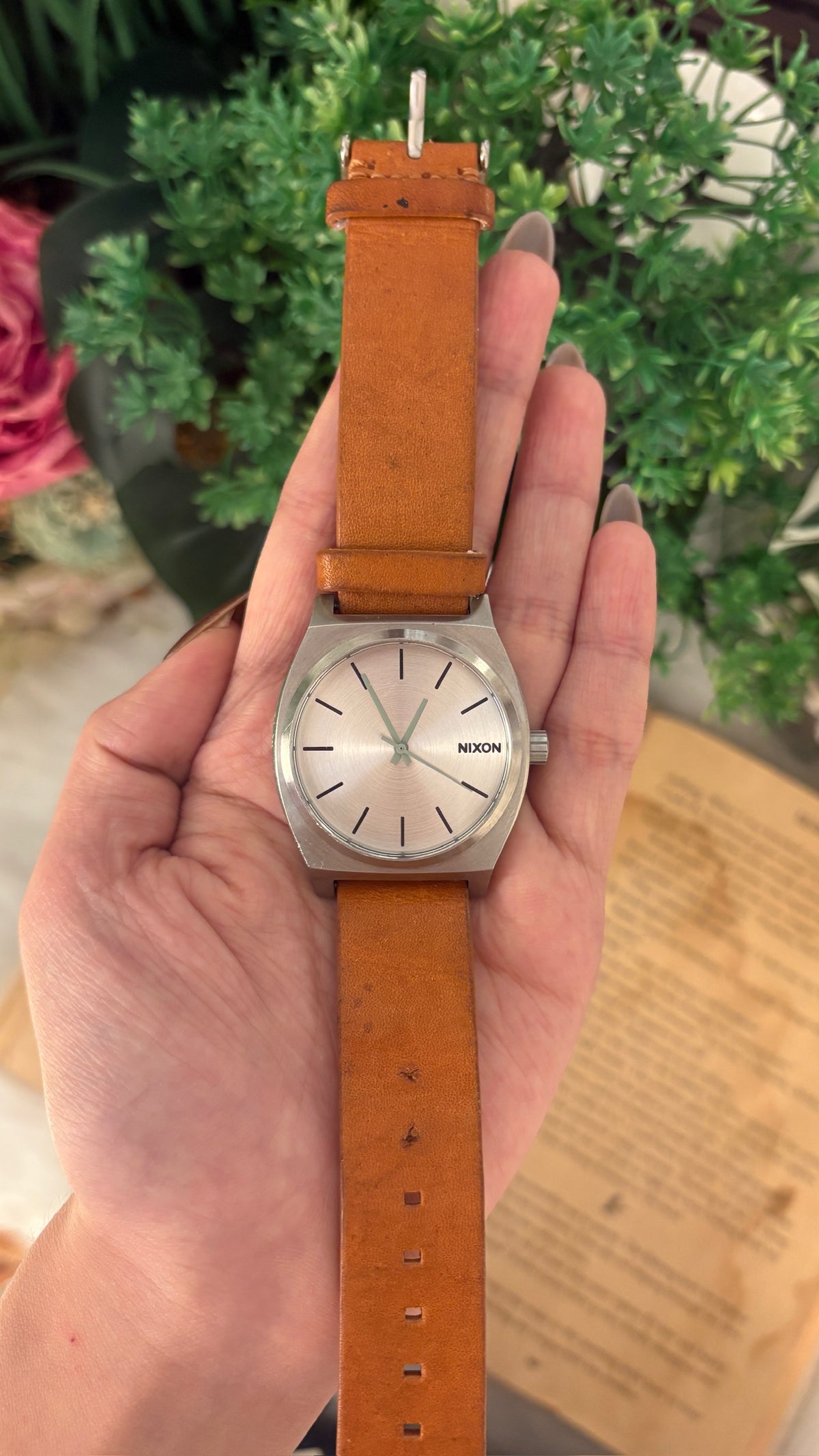 Vintage Nixon Mens Watch in Silver Tone Brown Leather Quartz