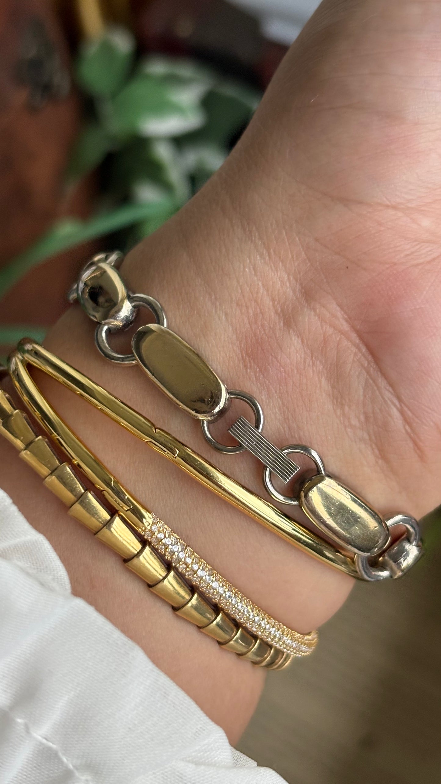 Vintage Elegante Bracelet Watch in Two-Tone