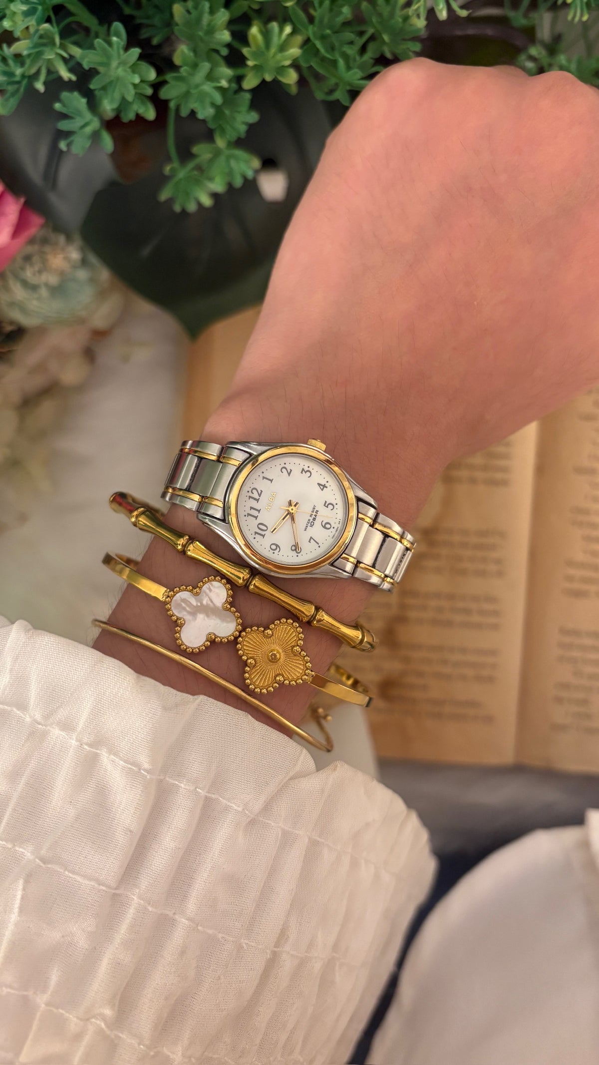 Rare Vintage Alba Seiko Classic Watch in Two-Tone Quartz