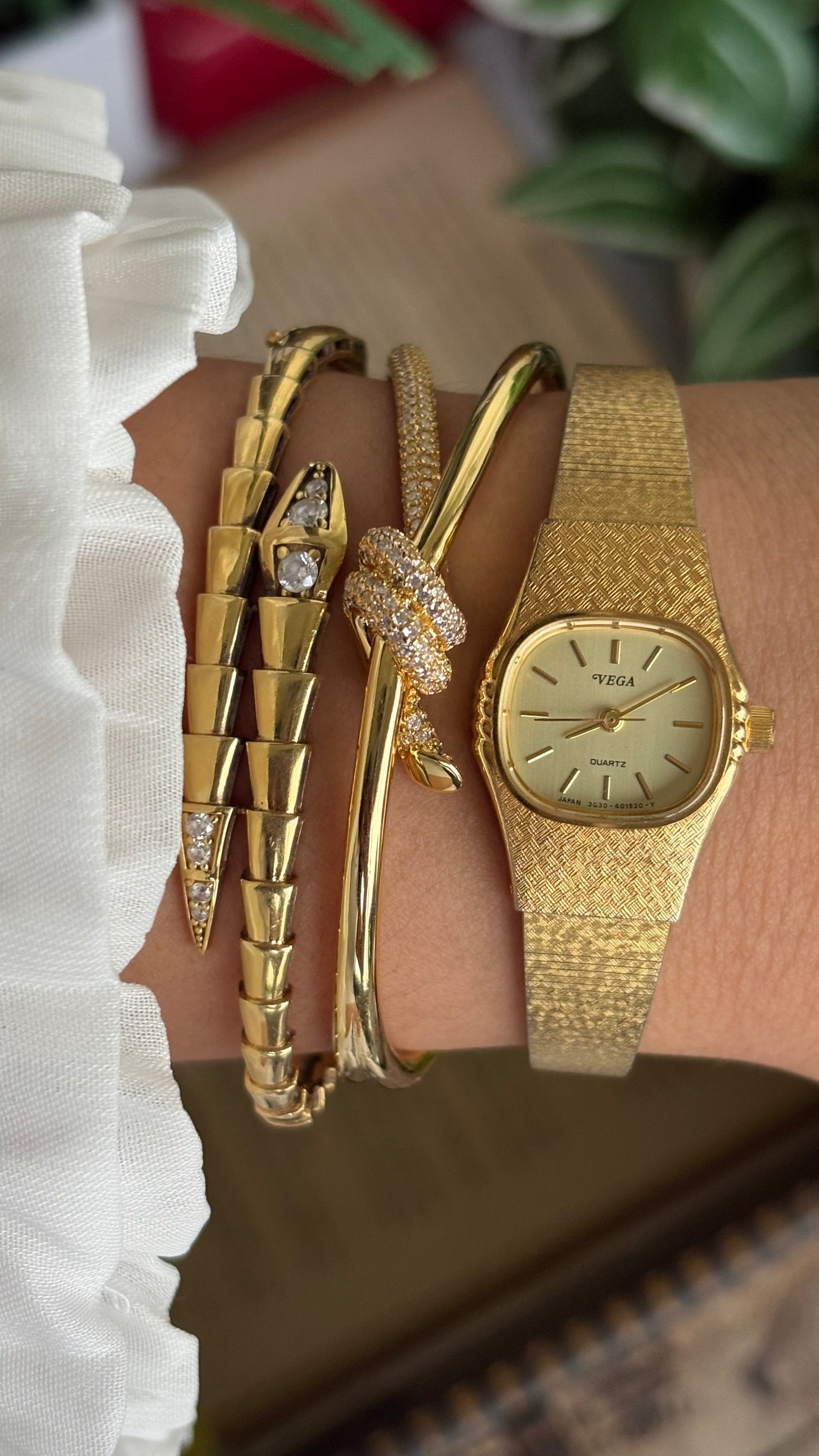 Vintage Dainty Vega Citizen Watch in Gold Tone