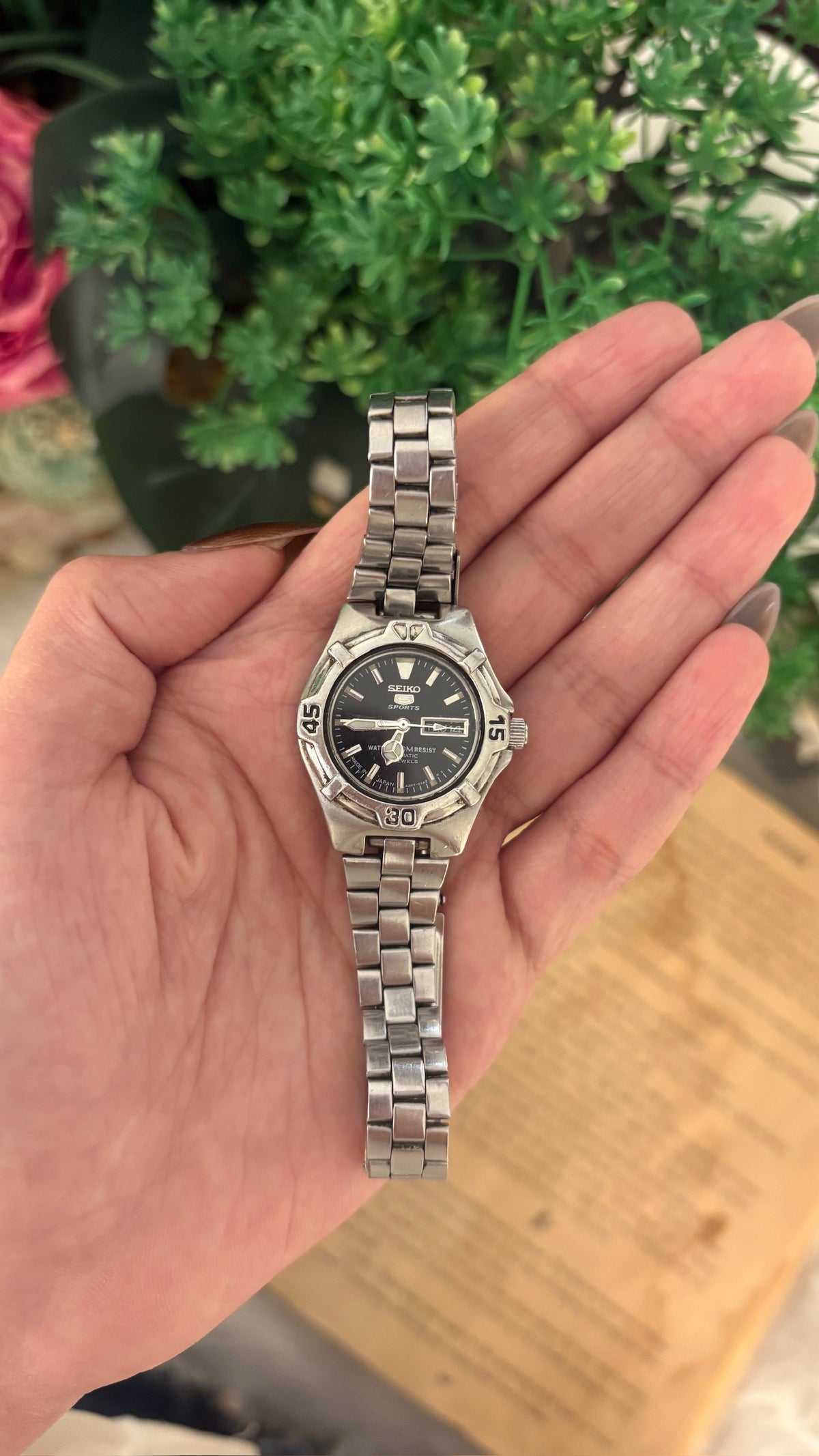 Rare Vintage Seiko 5 Sports Automatic Day-Date Watch in Silver Tone