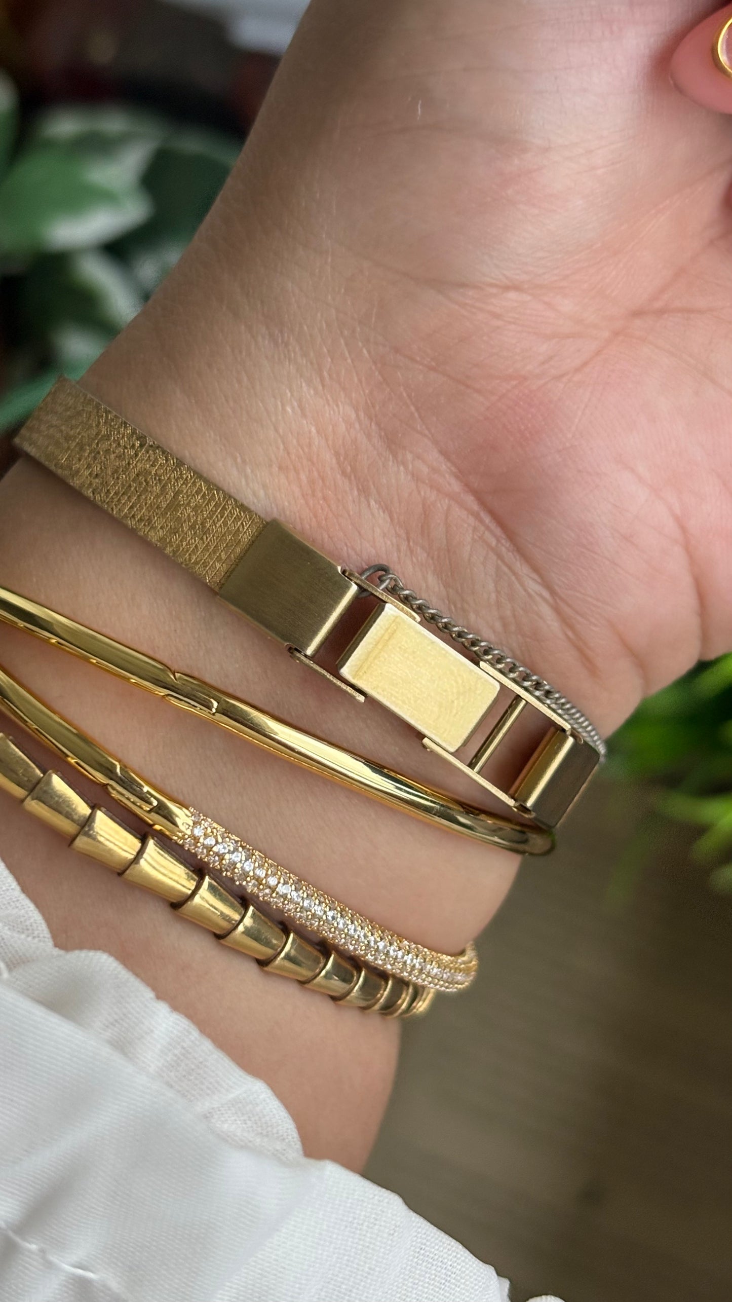 Vintage Dainty Vega Citizen Watch in Gold Tone
