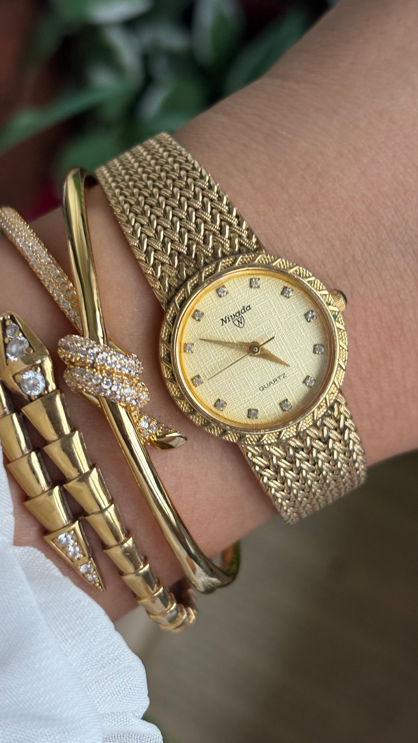 Vintage Nivada Watch in Gold Tone