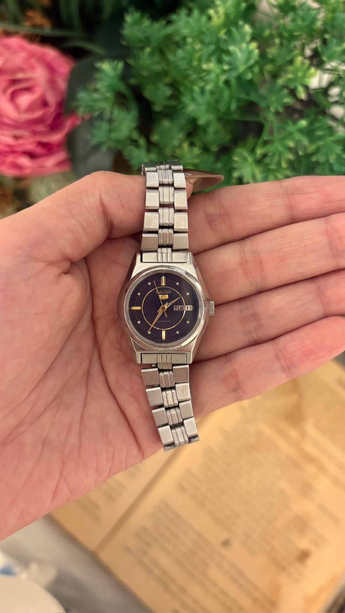 Rare Vintage Seiko 5 Sports Automatic Day-Date Watch in Silver Tone Quartz