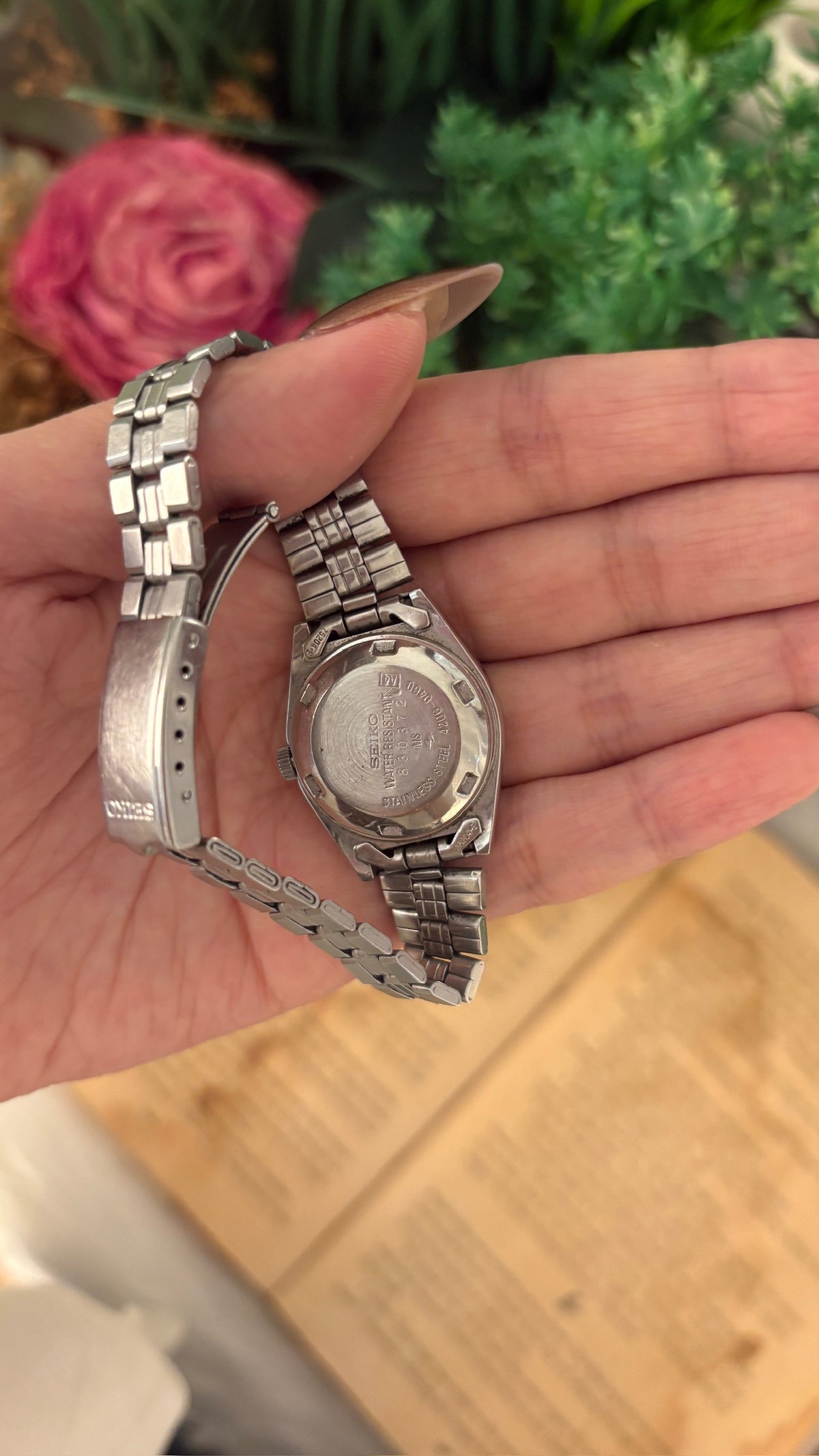 Rare Vintage Seiko 5 Sports Automatic Day-Date Watch in Silver Tone Quartz