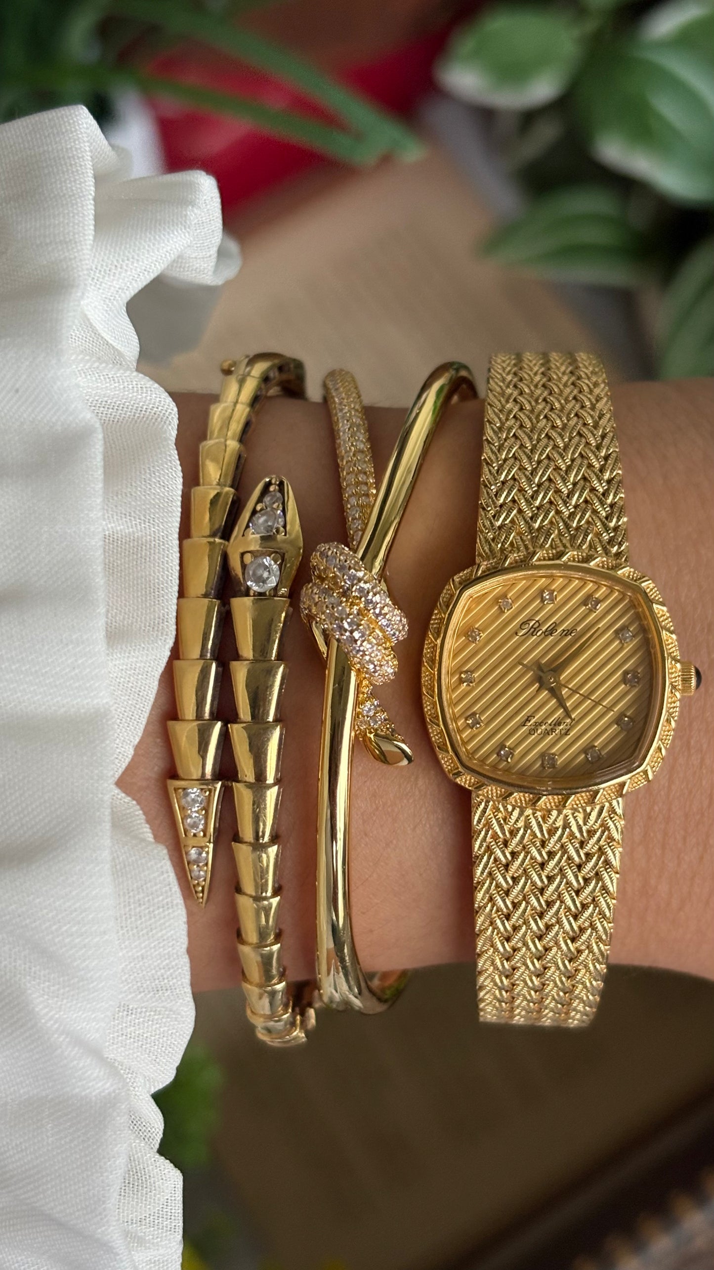 Vintage Rolene Excellent Watch in Gold Tone