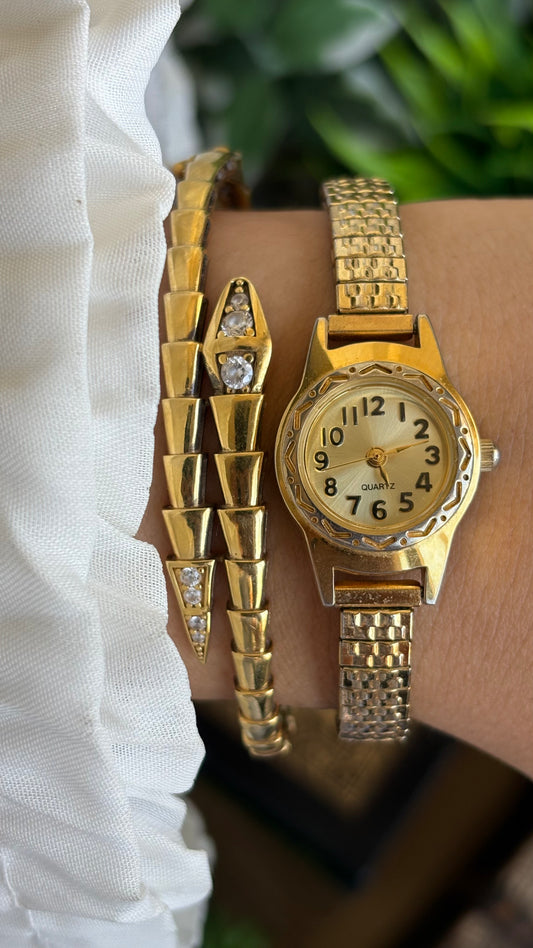 Vintage Stretchy Band Watch in Gold Tone Art Deco Bezel