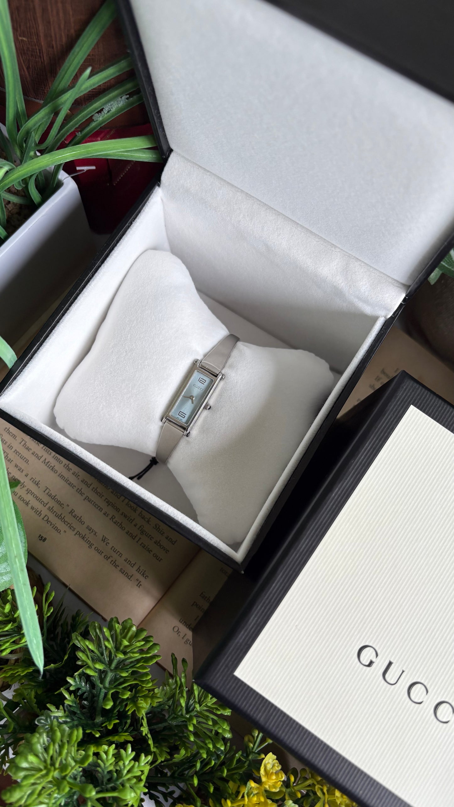 Vintage Gucci 1500L Watch in Silver Tone Baby Blue Dial with Gucci Box