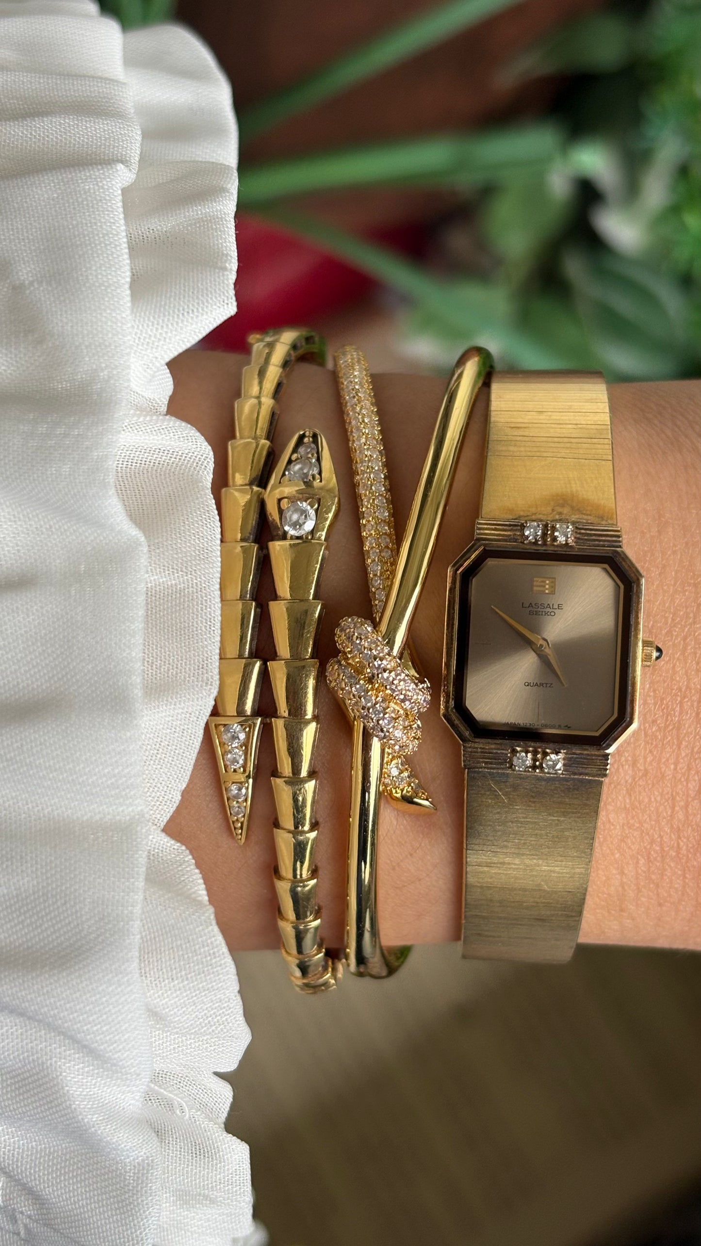Extremely Rare Vintage Lassale Seiko Watch in Gold Tone with Four Diamonds