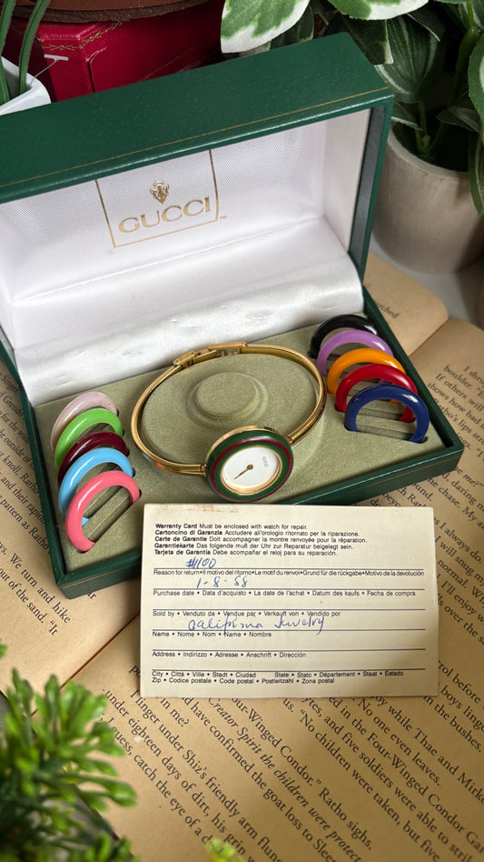 Vintage Gucci 1100L Interchangeable Bezel Set Bangle Watch in Gold Tone