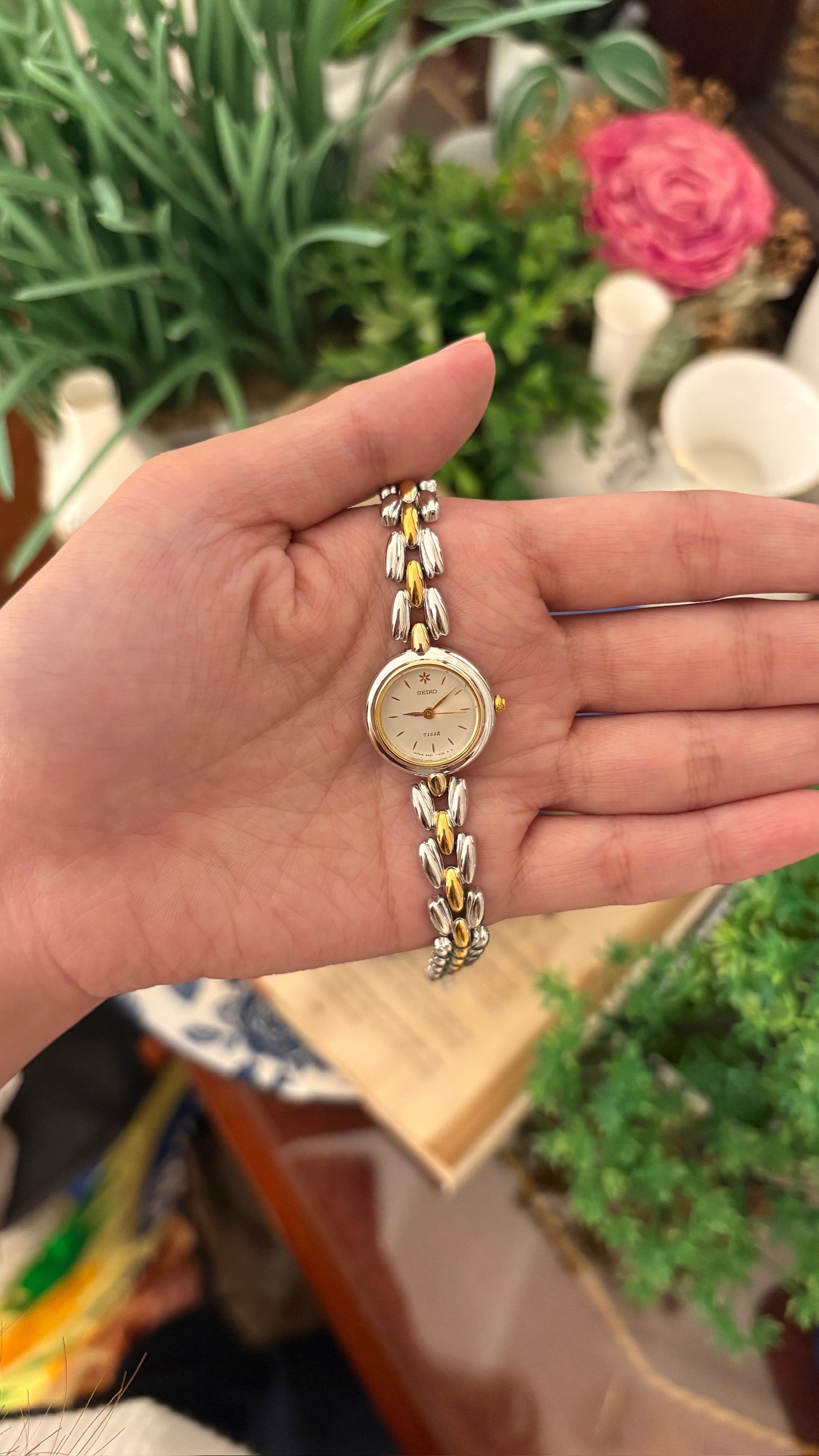 Extremely Rare Boxed Vintage Seiko Tisse Watch in Two-Tone Quartz
