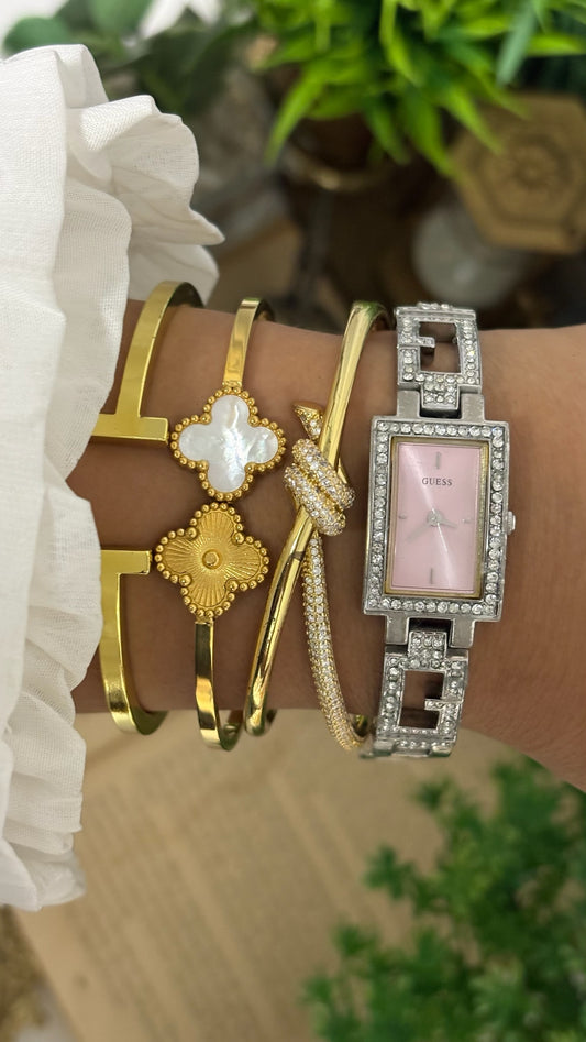 Vintage Guess Pink Dial Logo Bracelet Watch in Silver Tone Quartz